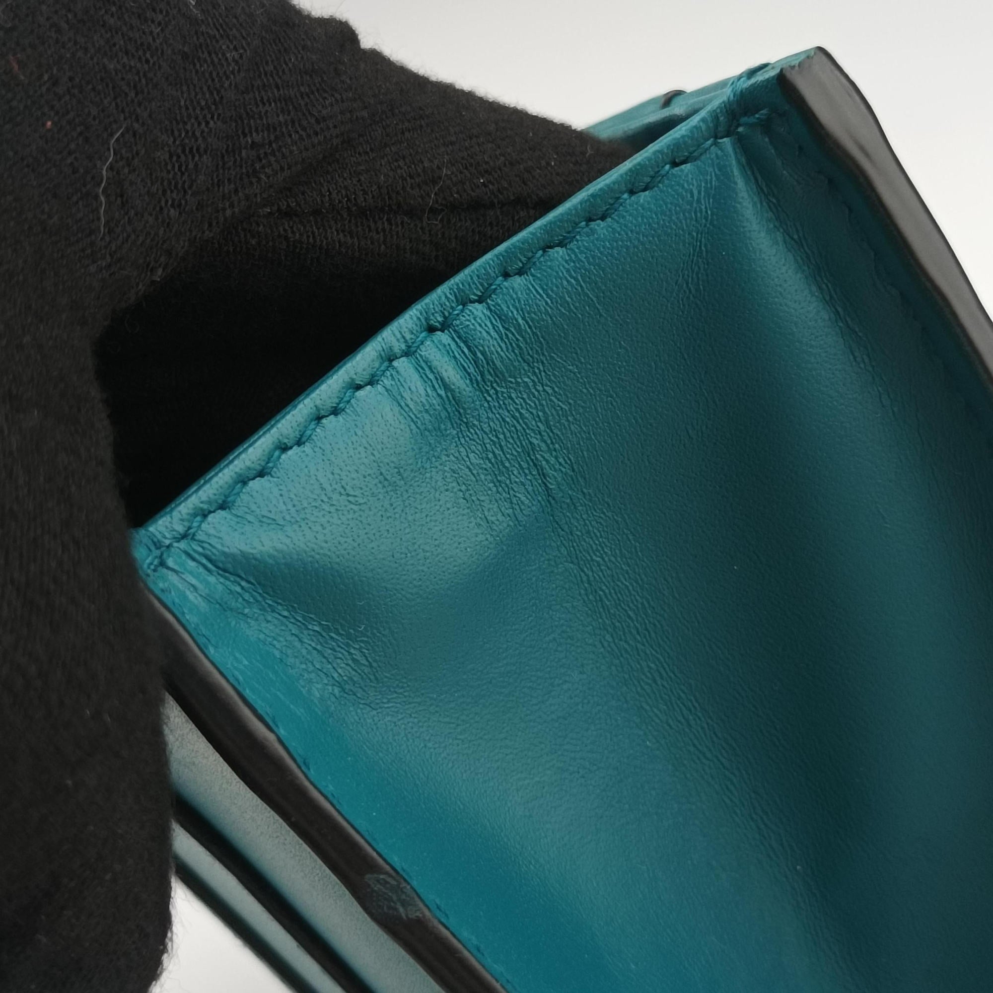 Pre-owned Bvlgari SERPENTI FOREVER Blue Leather  shoulderbag | stylenewstar