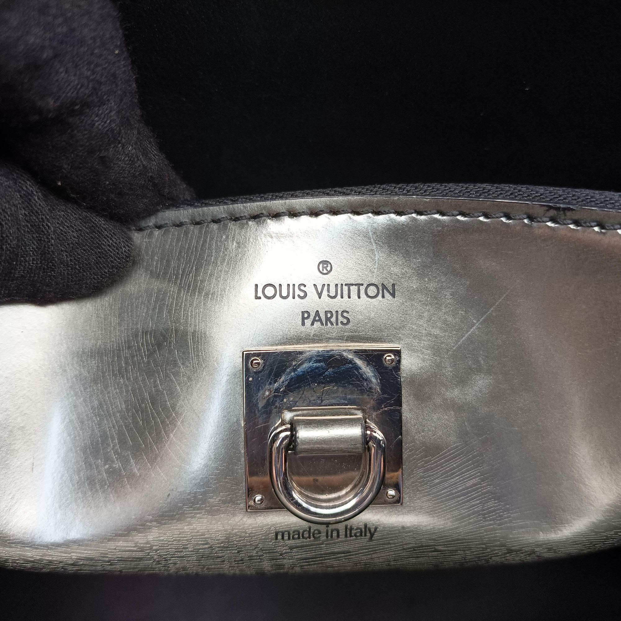 Vintage Louis Vuitton City Steamer MM Silver Smooth Calfskin Leather  handbag | stylenewstar