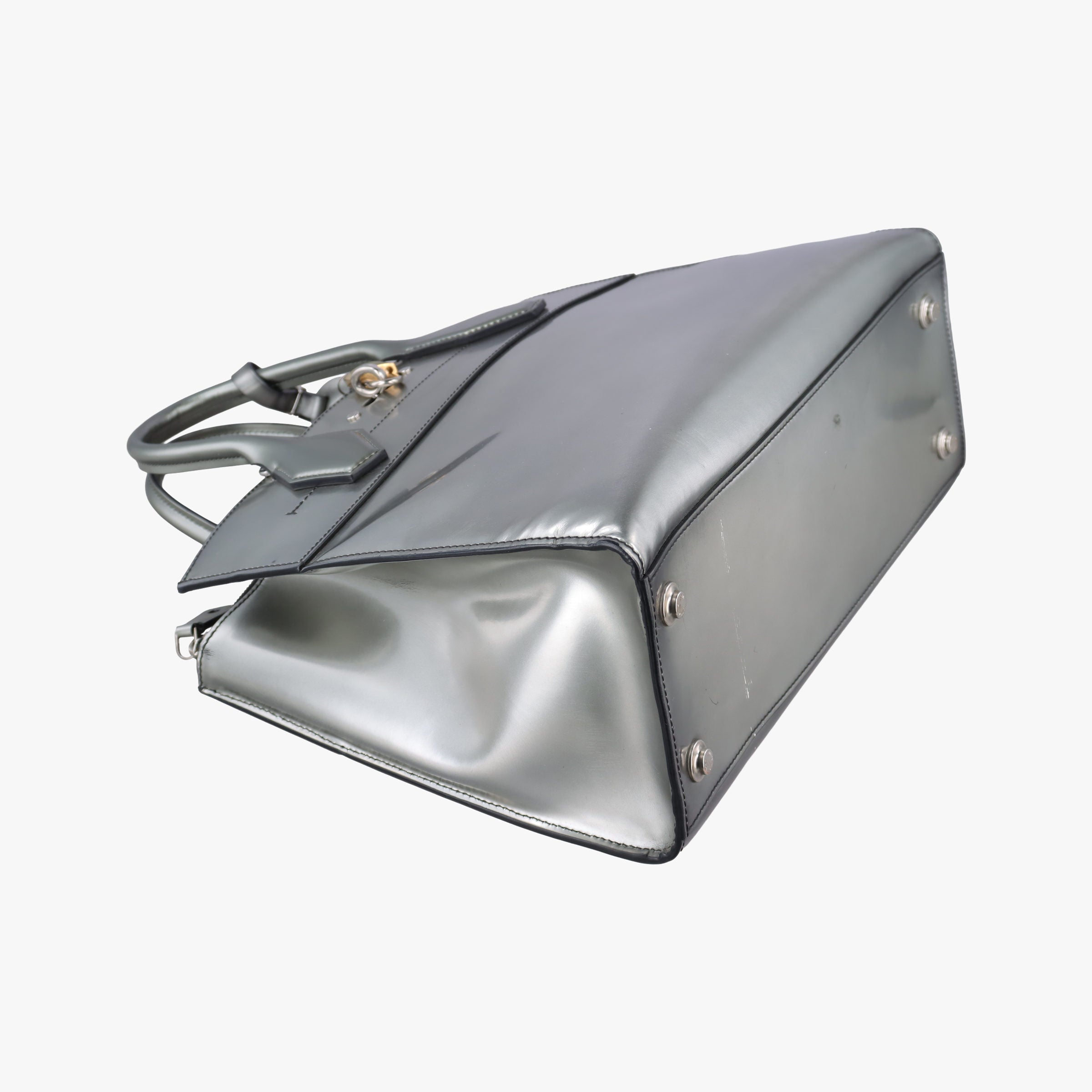 Vintage Louis Vuitton City Steamer MM Silver Smooth Calfskin Leather  handbag | stylenewstar
