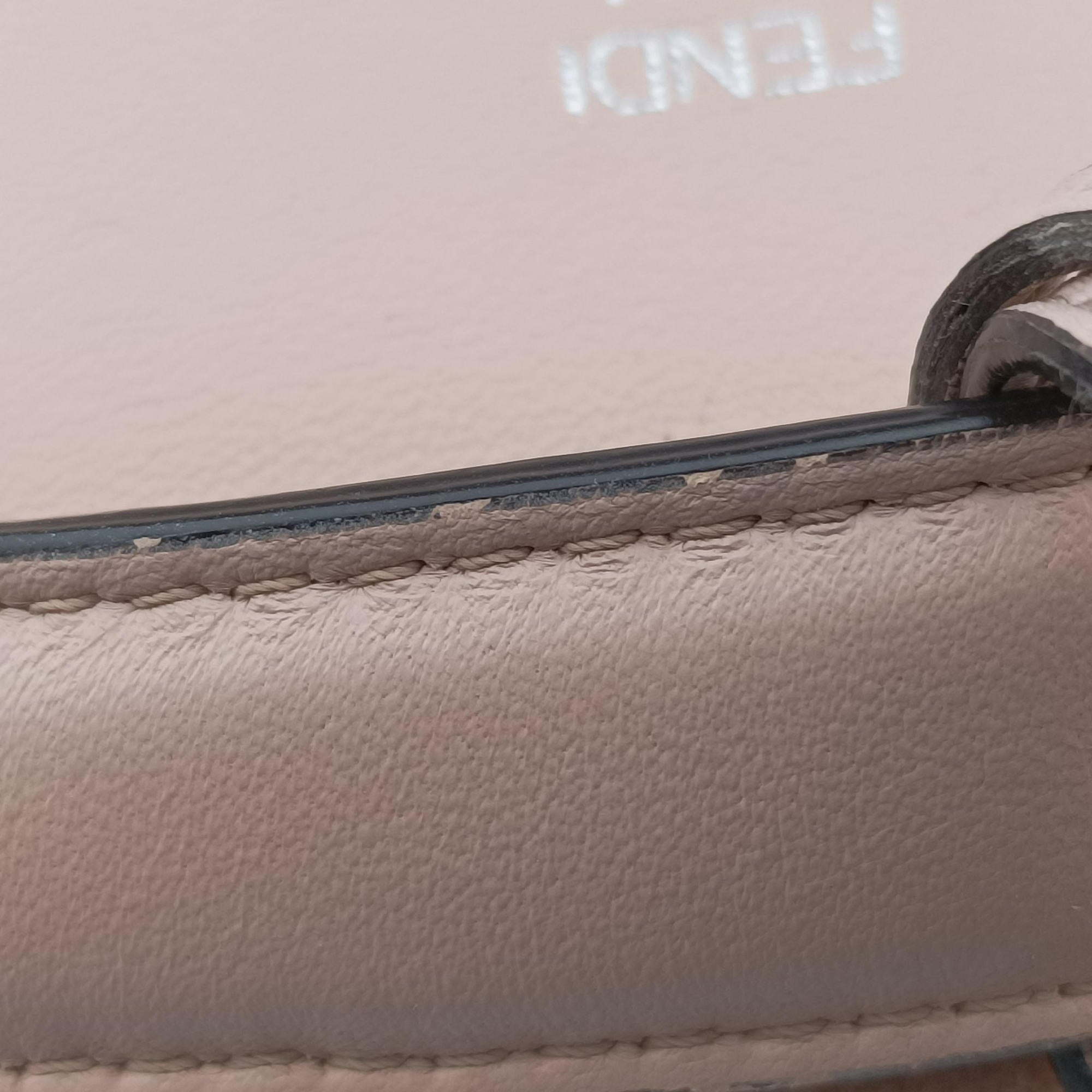 Pre-owned Fendi By the Way Pink Leather 8BL135 shoulderbag | stylenewstar