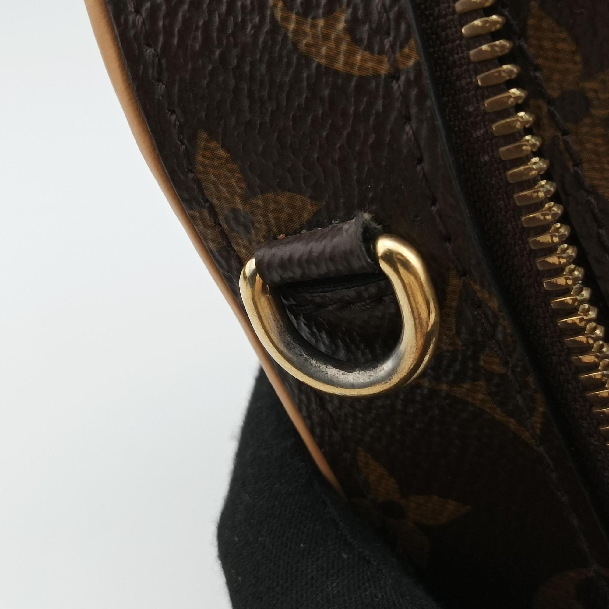 Pre-owned Louis Vuitton Valisette Vertical Brown Monogram Canvas×calf leather M68623 shoulderbag | stylenewstar