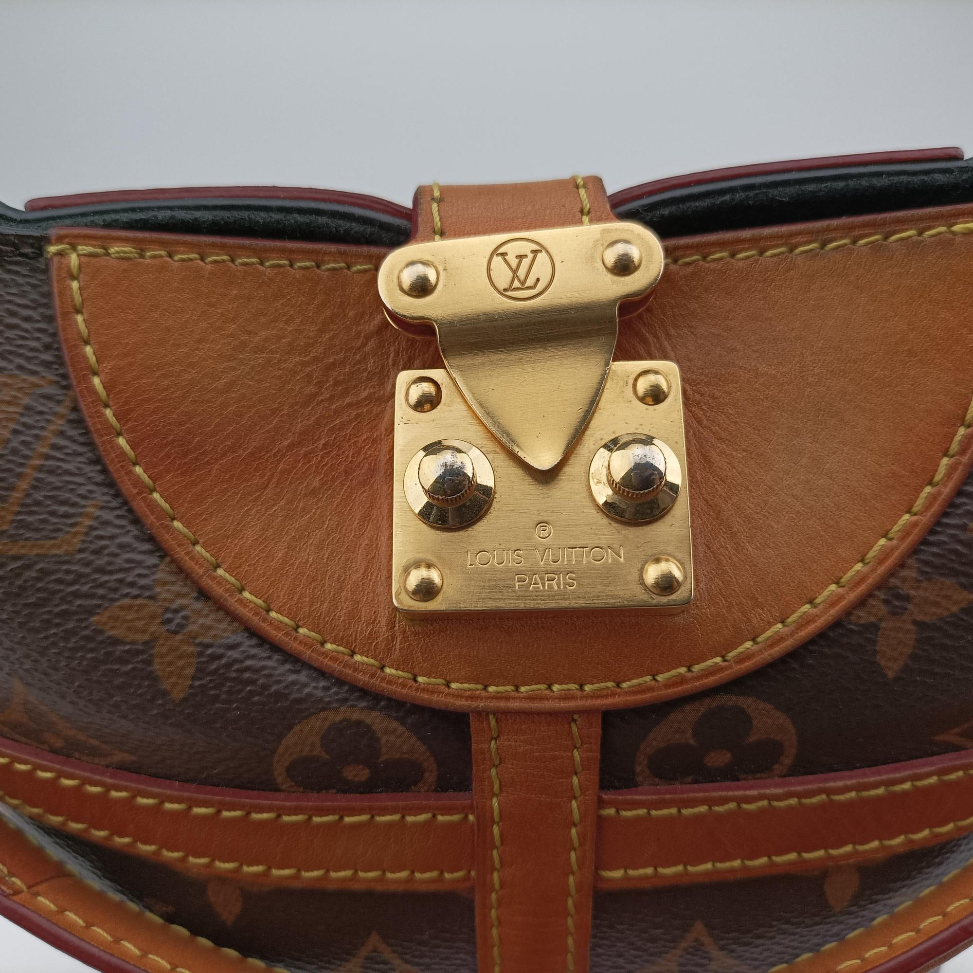 Pre-owned Louis Vuitton DUFFLE brown Monogram Canvas M43587 shoulderbag | stylenewstar