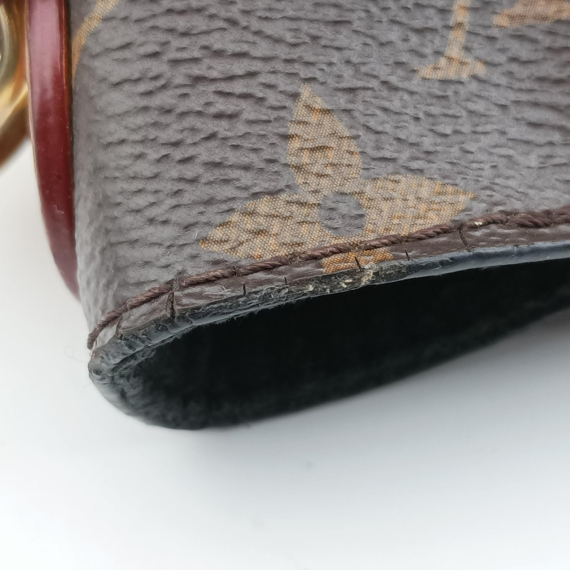 Pre-owned Louis Vuitton DUFFLE brown Monogram Canvas M43587 shoulderbag | stylenewstar