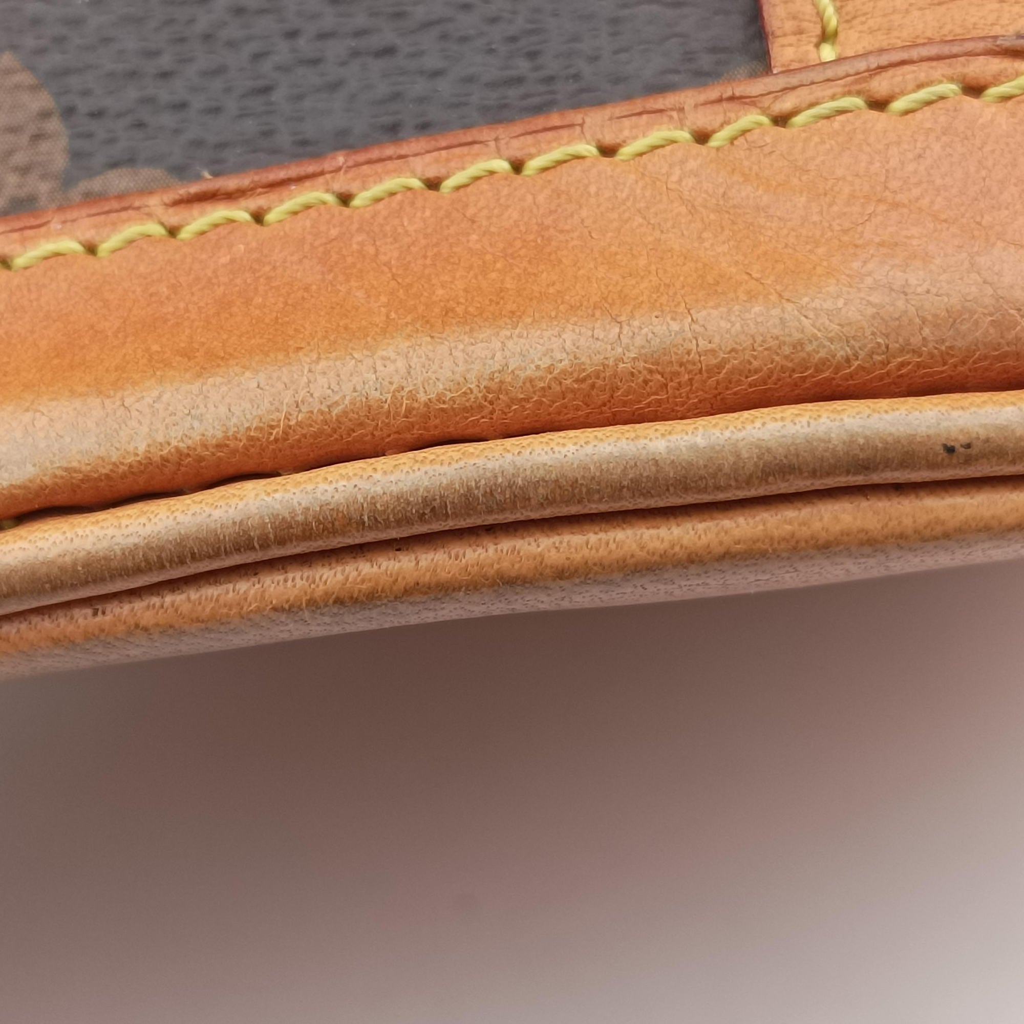 Pre-owned Louis Vuitton DUFFLE brown Monogram Canvas M43587 shoulderbag | stylenewstar