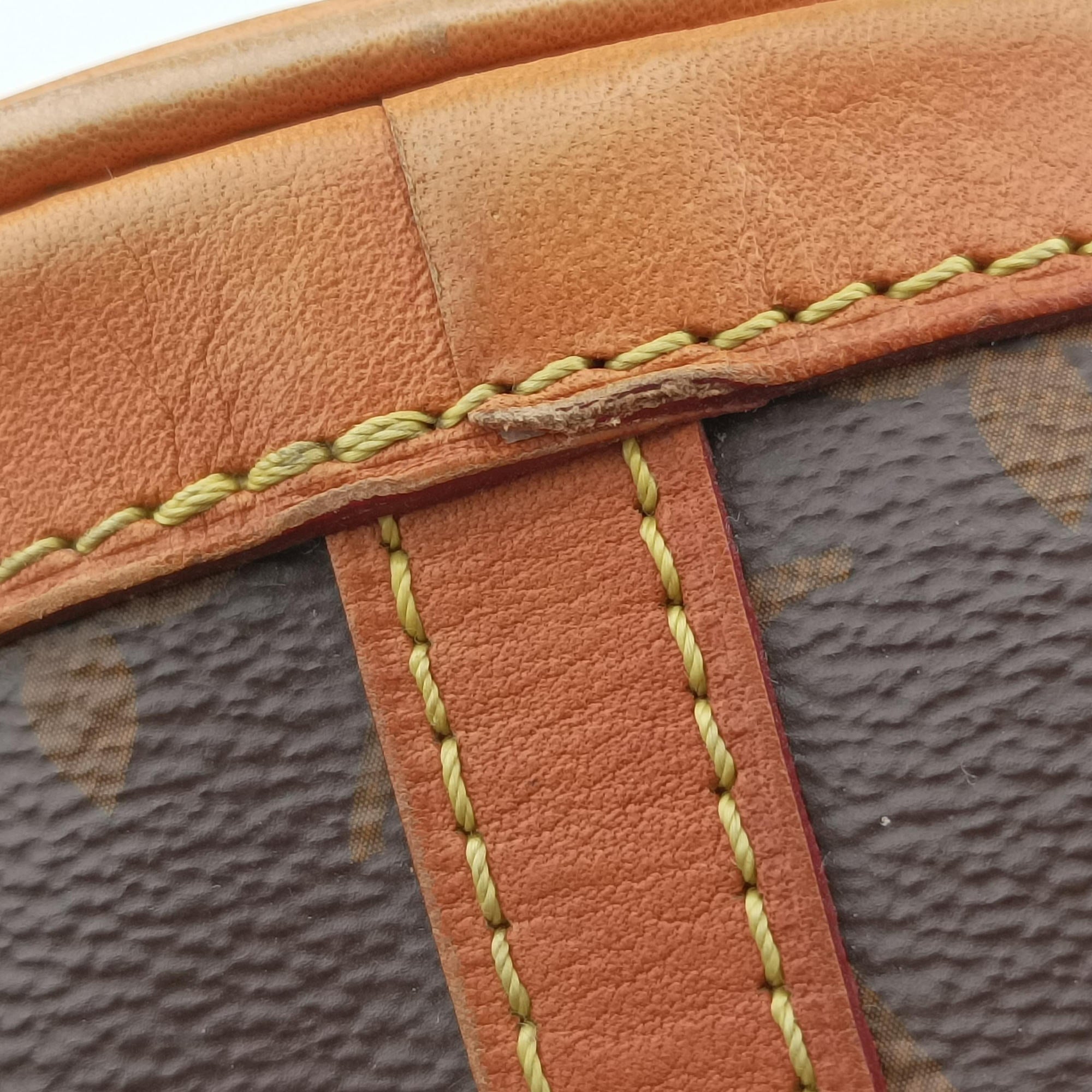 Pre-owned Louis Vuitton DUFFLE brown Monogram Canvas M43587 shoulderbag | stylenewstar