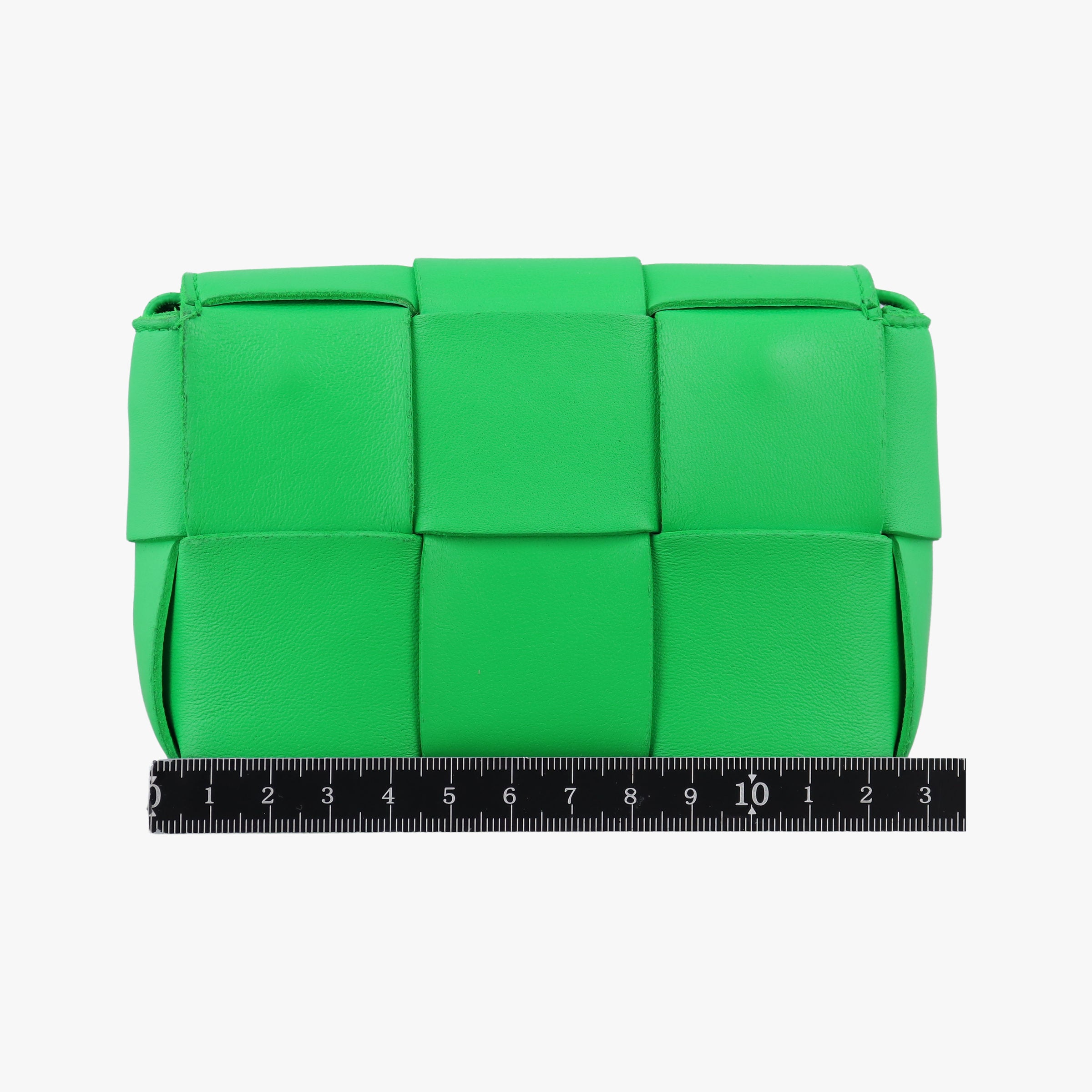 Pre-owned Bottega Veneta candy cassette Green lambskin  shoulderbag | stylenewstar