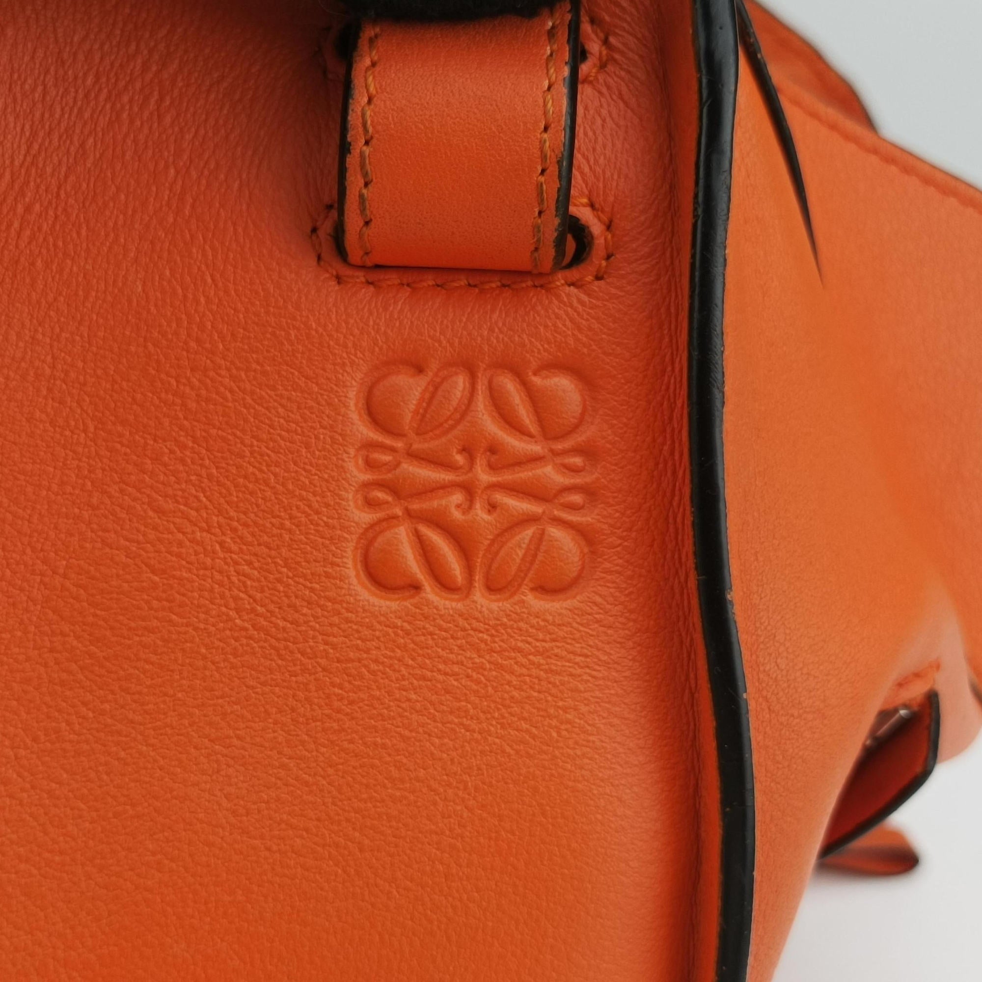 Secondhand Loewe hammock Orange leather  shoulderbag | stylenewstar