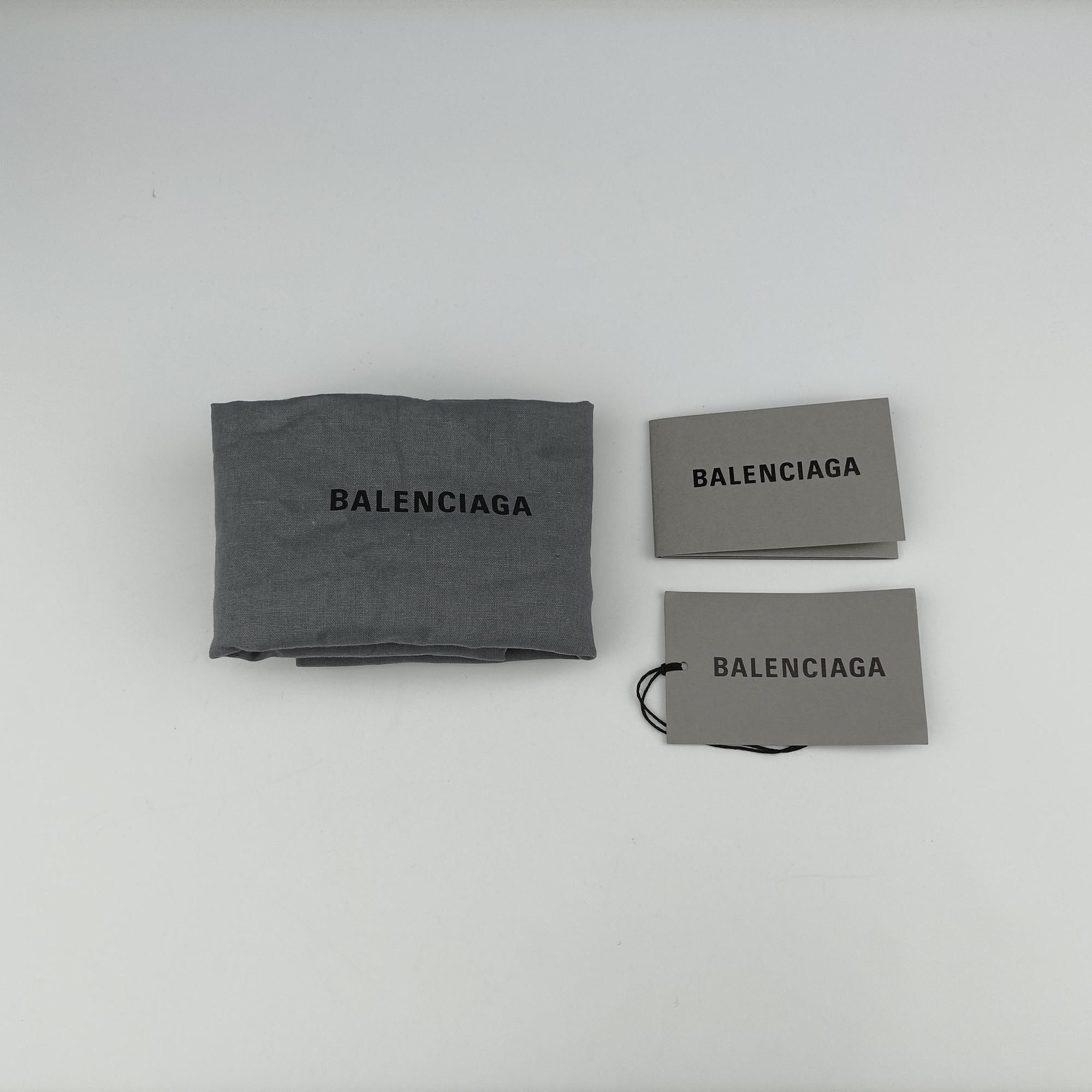 Pre-owned Balenciaga Le Cagole Green lambskin  shoulderbag | stylenewstar