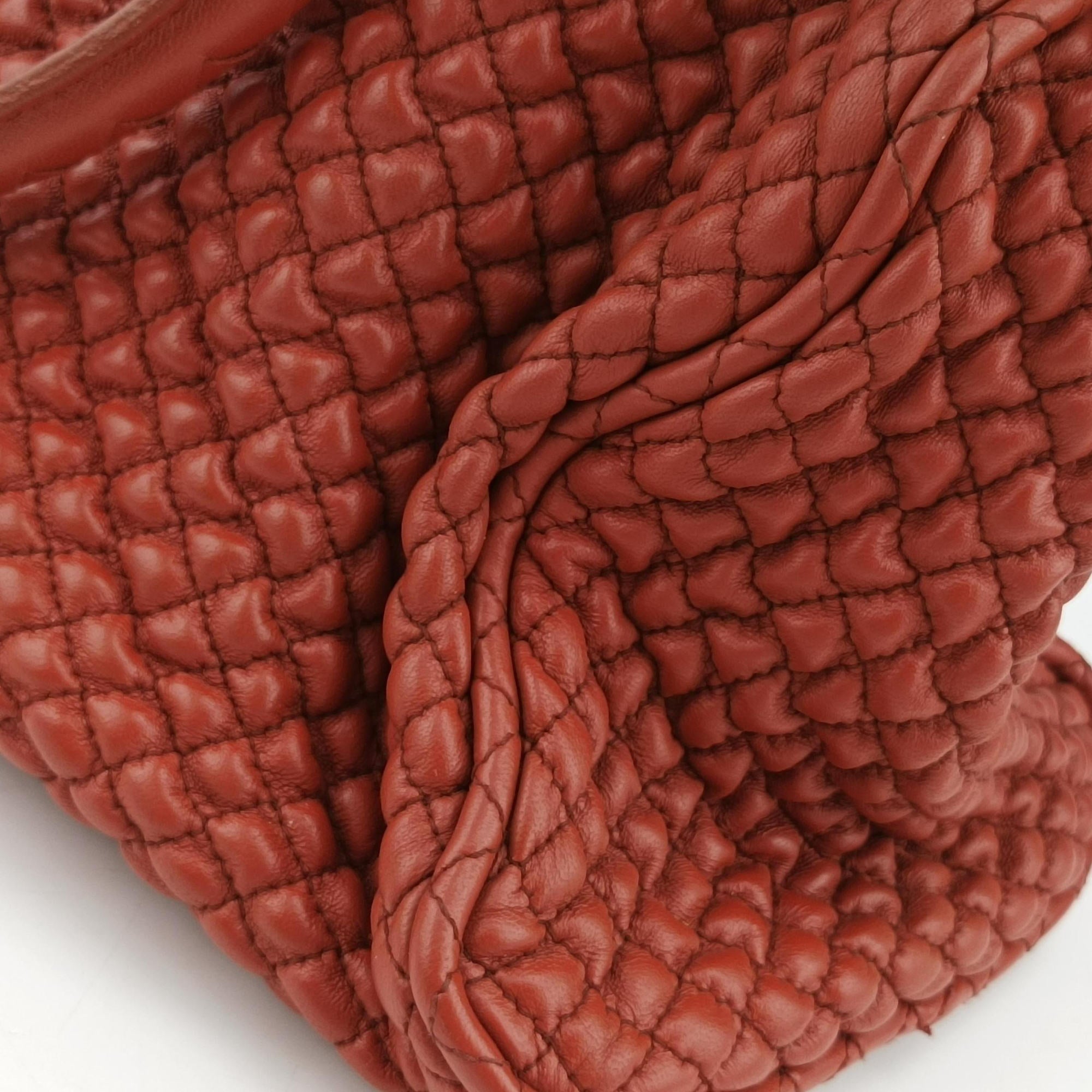 Pre-owned Bottega Veneta Intrecciato Maroon lambskin  handbag | stylenewstar