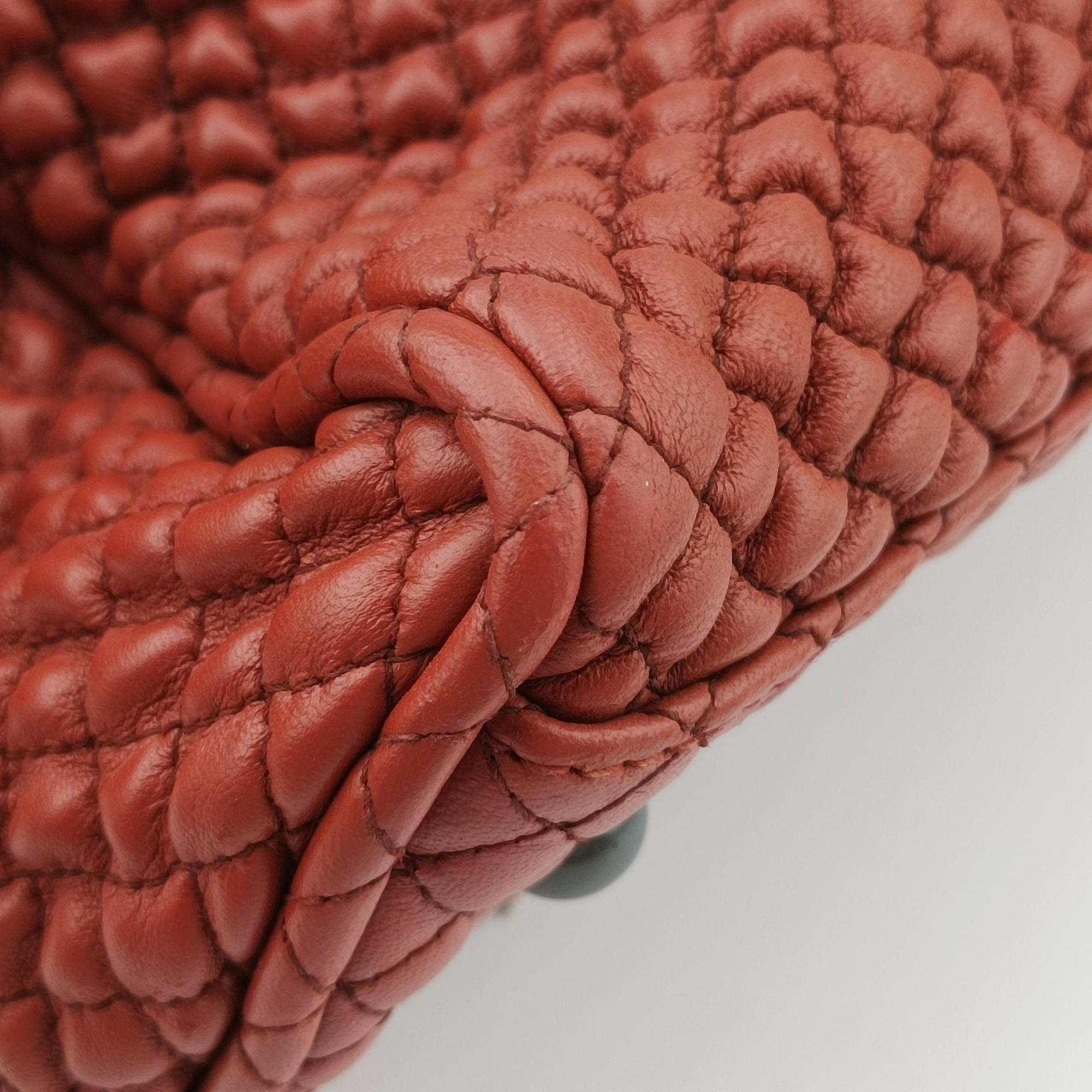 Pre-owned Bottega Veneta Intrecciato Maroon lambskin  handbag | stylenewstar