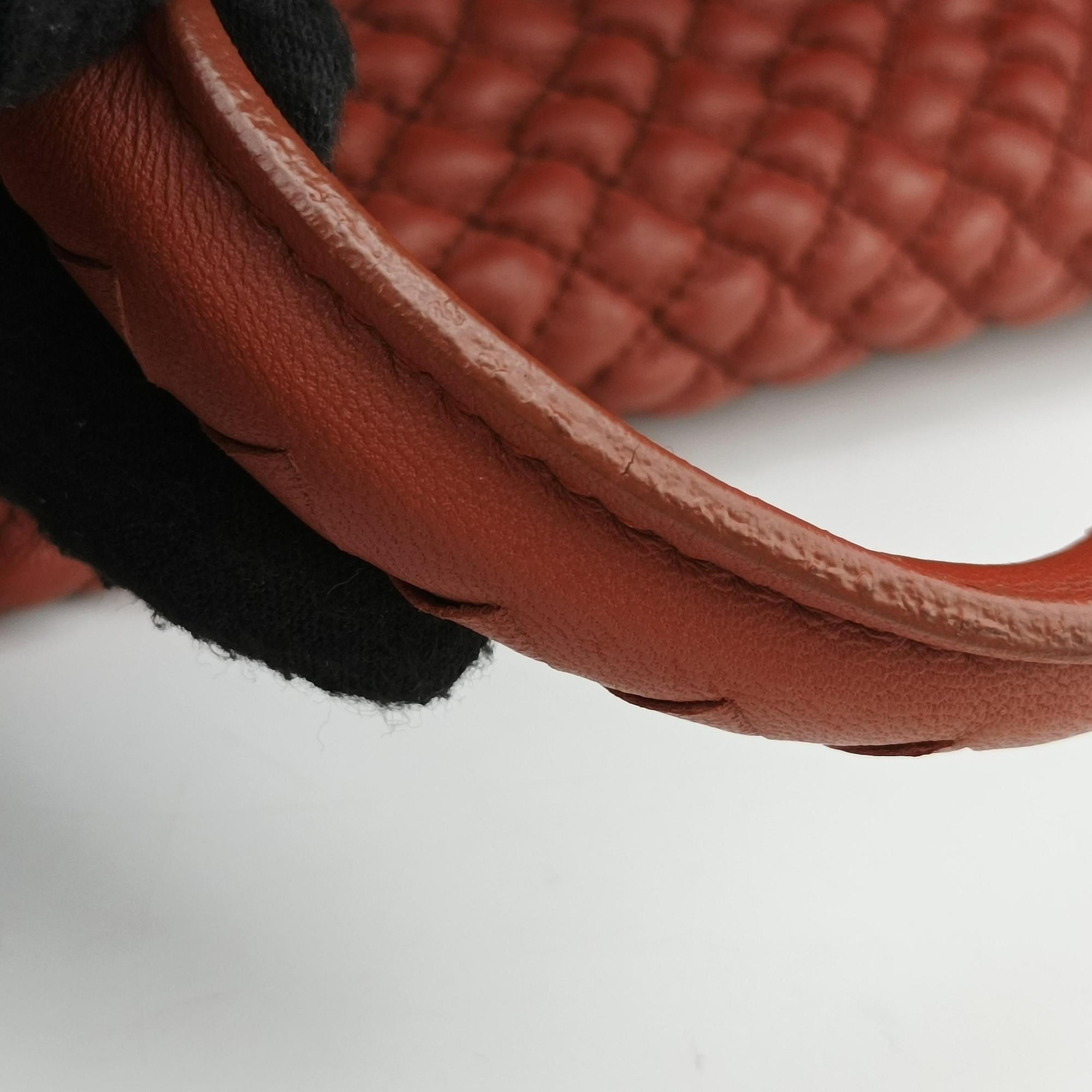 Pre-owned Bottega Veneta Intrecciato Maroon lambskin  handbag | stylenewstar