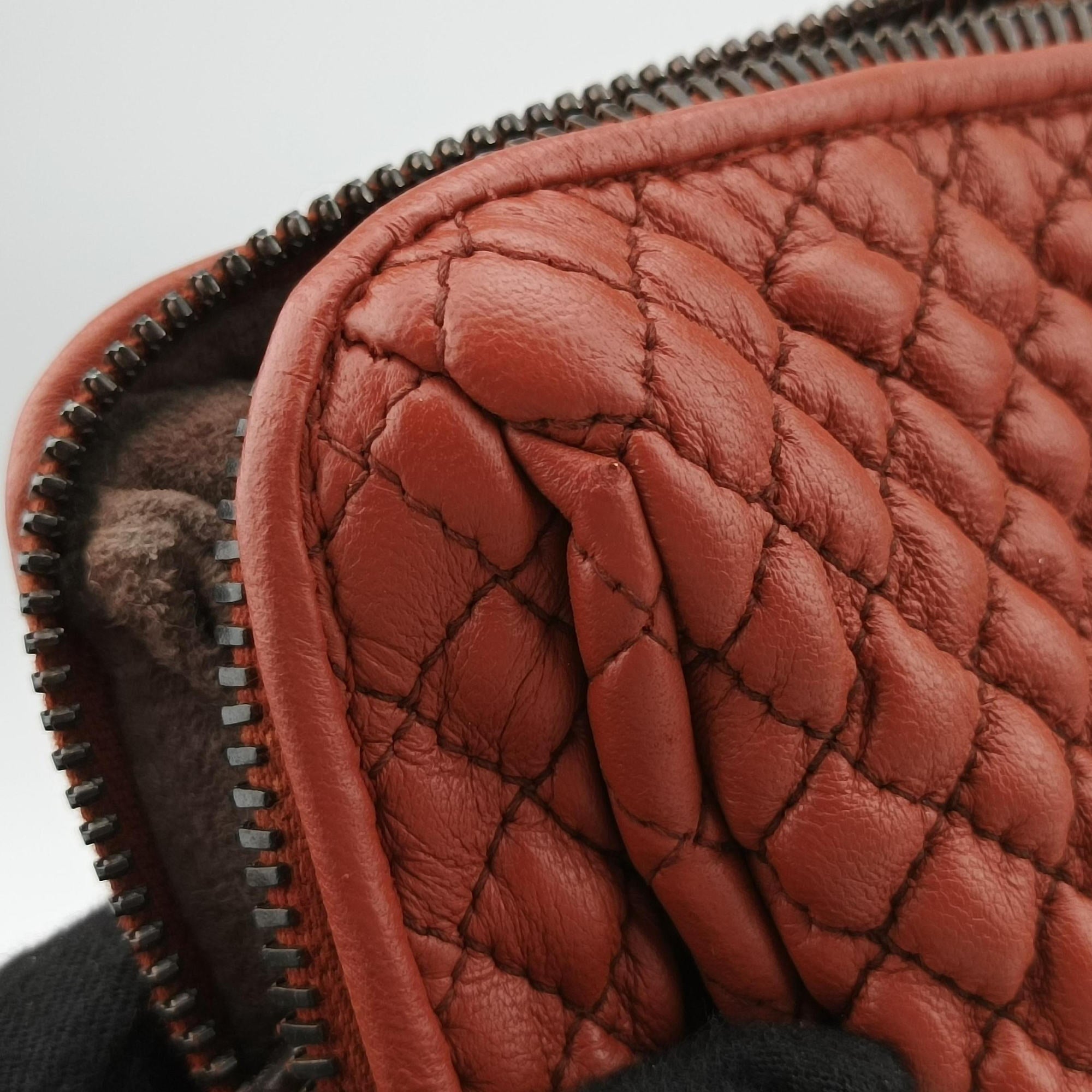 Pre-owned Bottega Veneta Intrecciato Maroon lambskin  handbag | stylenewstar