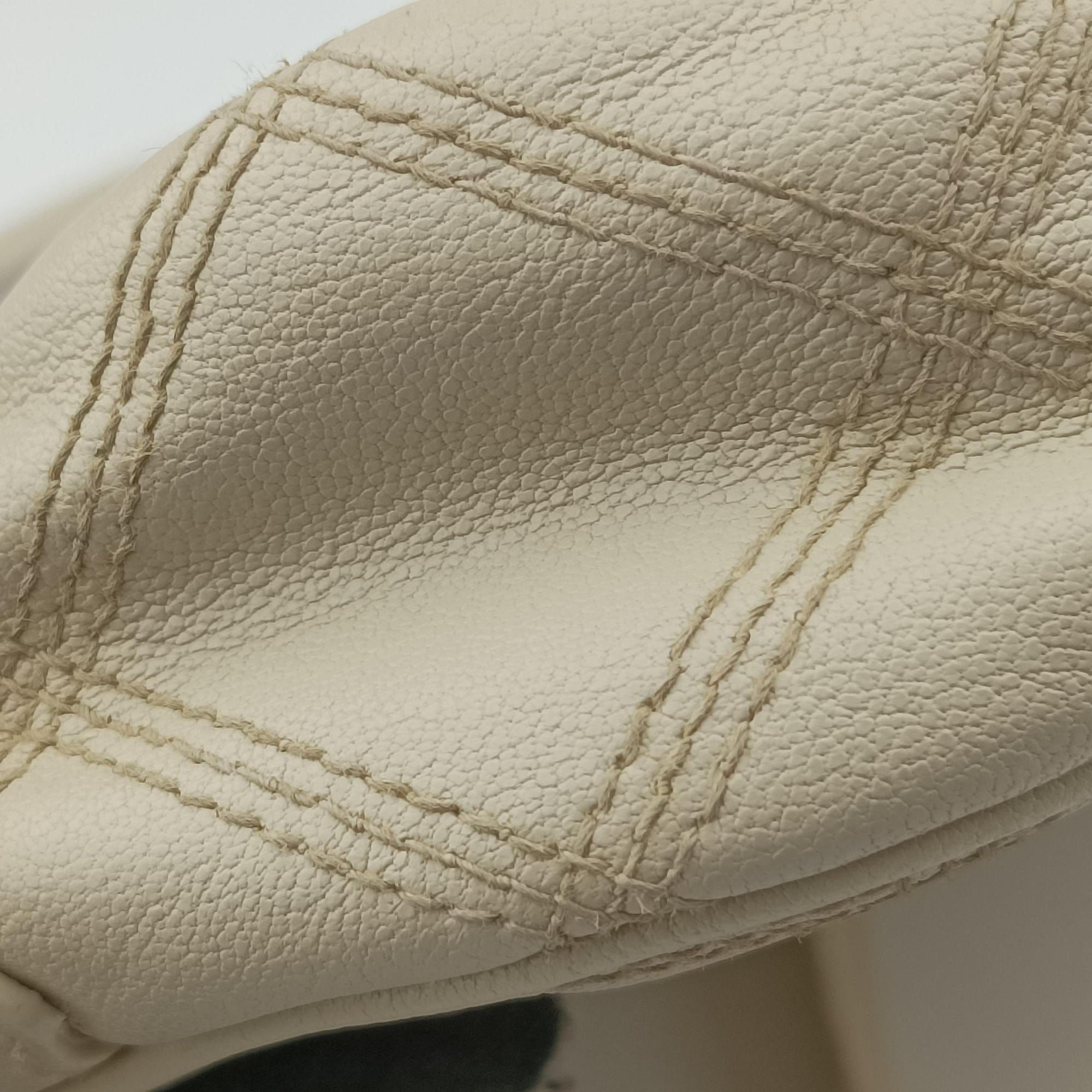 Pre-owned Yves Saint Laurent Quilted White Leather 582463 shoulderbag | stylenewstar