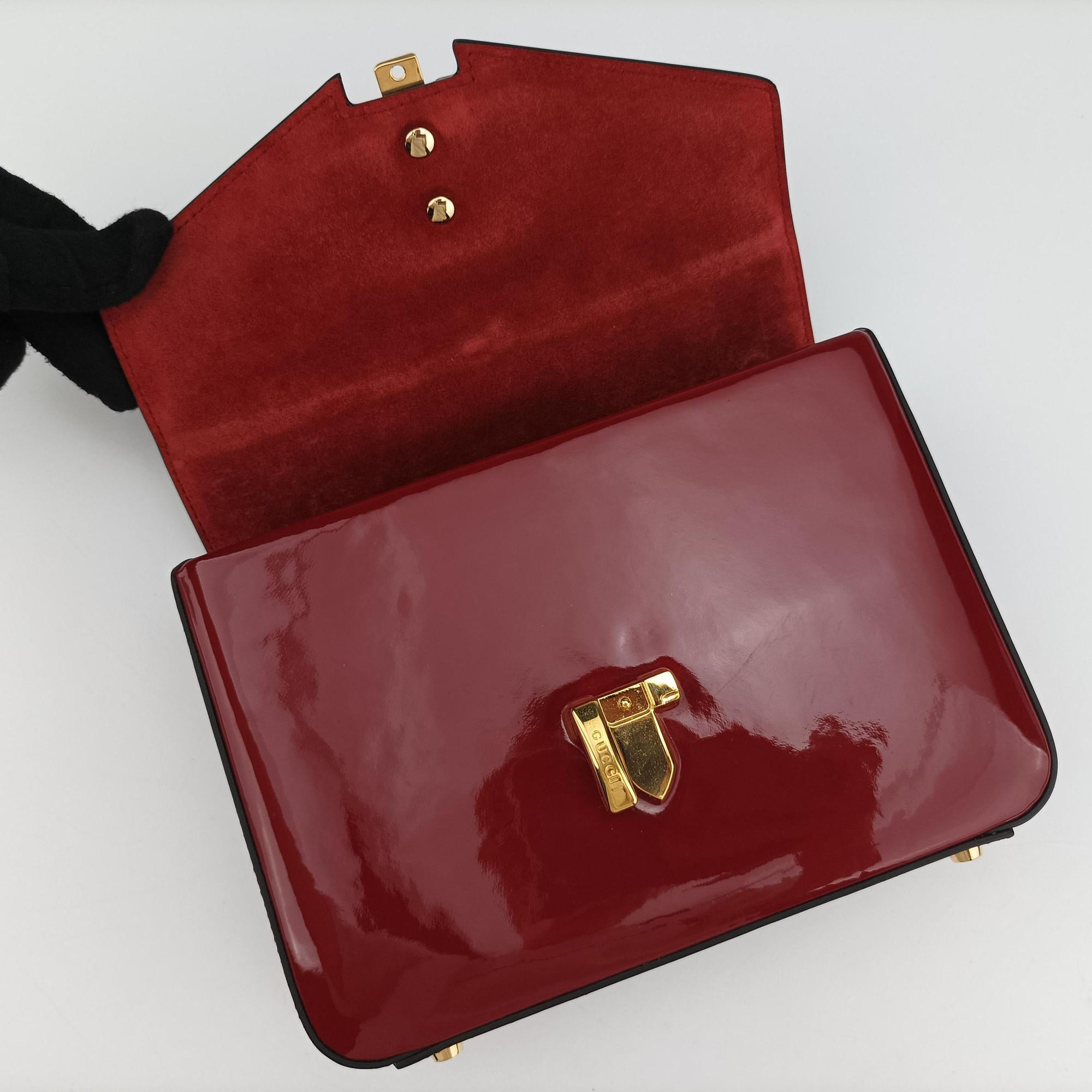 Pre-owned Gucci Sylvie Red Patent Leather 589479 shoulderbag | stylenewstar