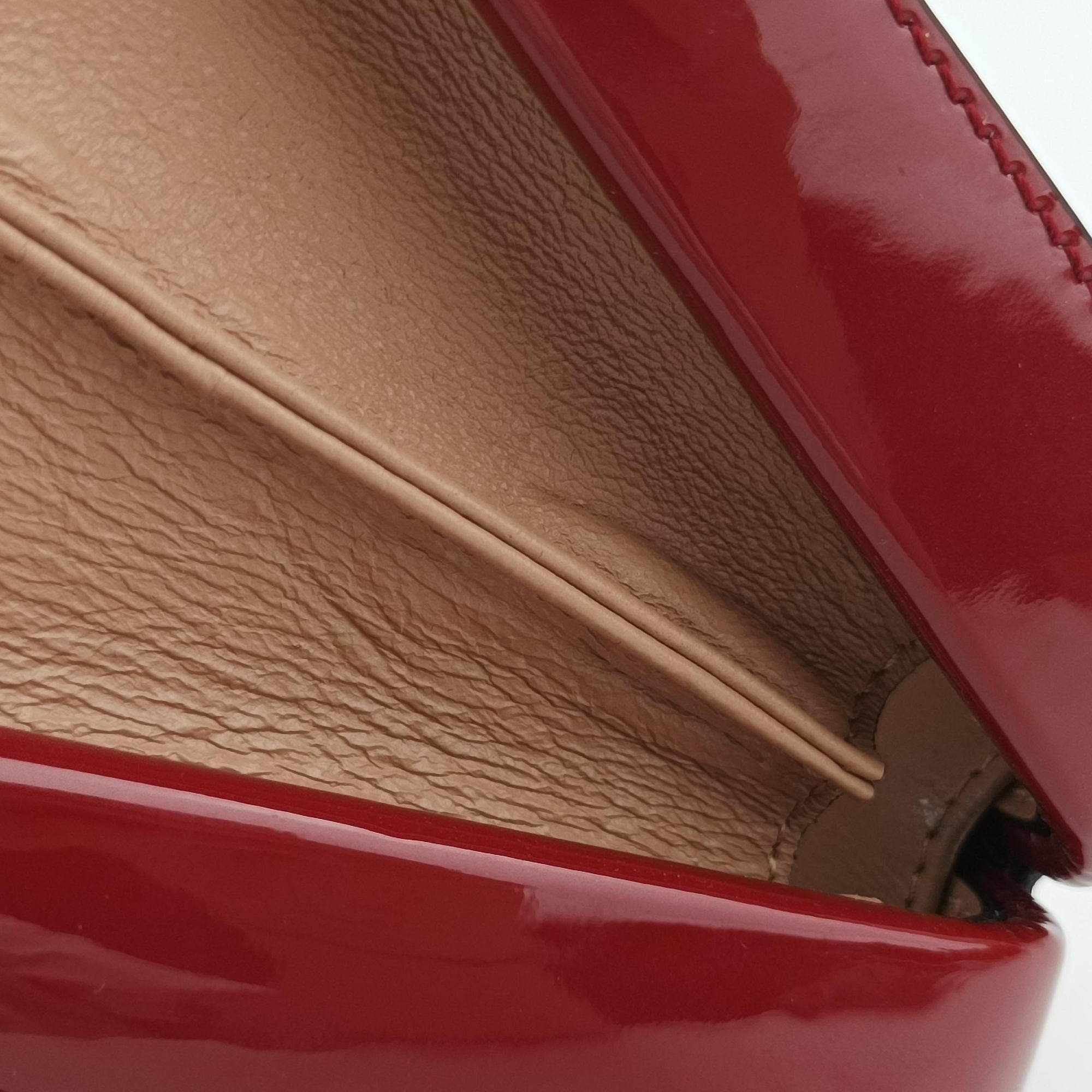 Pre-owned Gucci Sylvie Red Patent Leather 589479 shoulderbag | stylenewstar