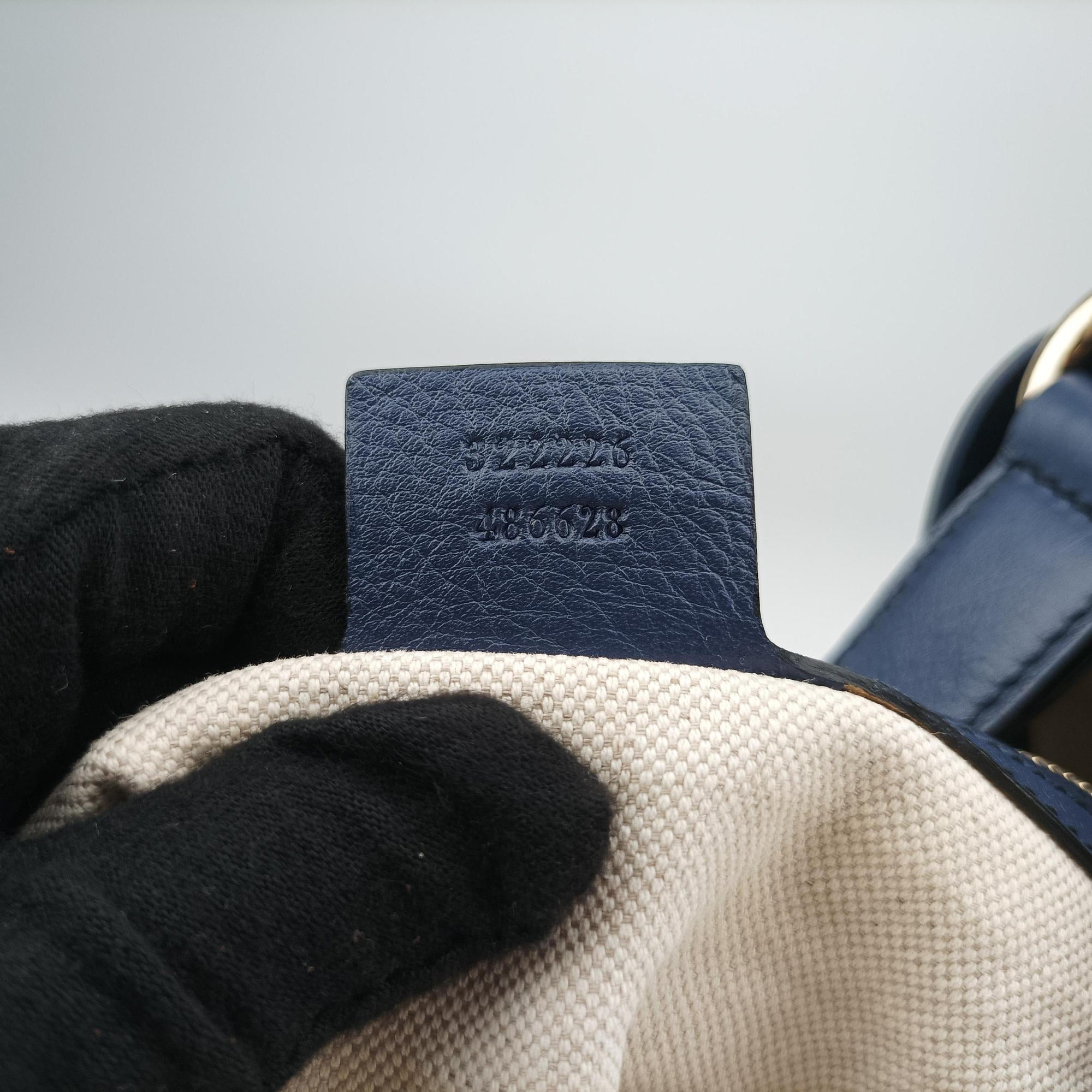 Secondhand Gucci Emily Hobo Blue Leather 322226 shoulderbag | stylenewstar