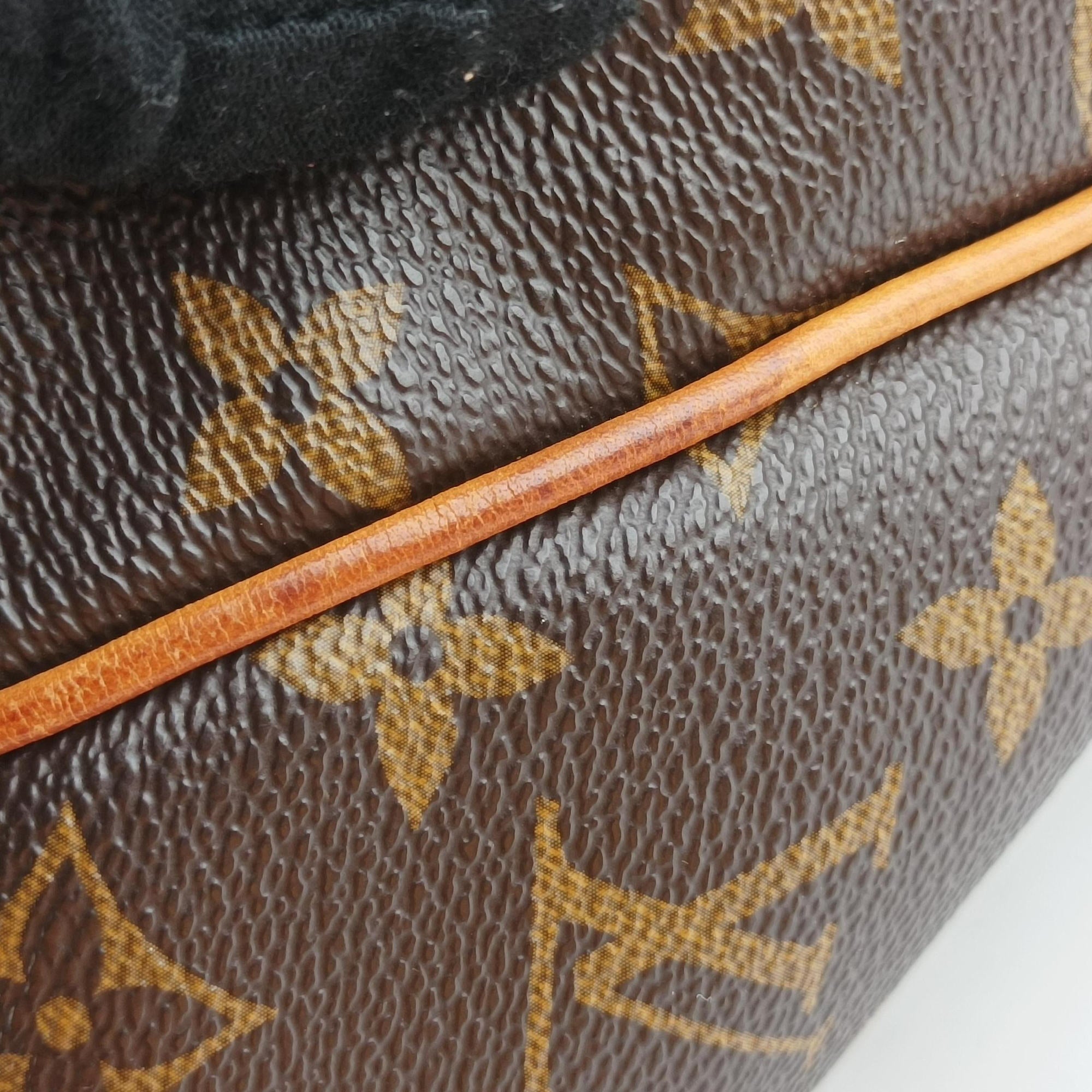 Pre-owned Louis Vuitton TURENNE MM Brown Monogram Canvas M48814 shoulderbag | stylenewstar