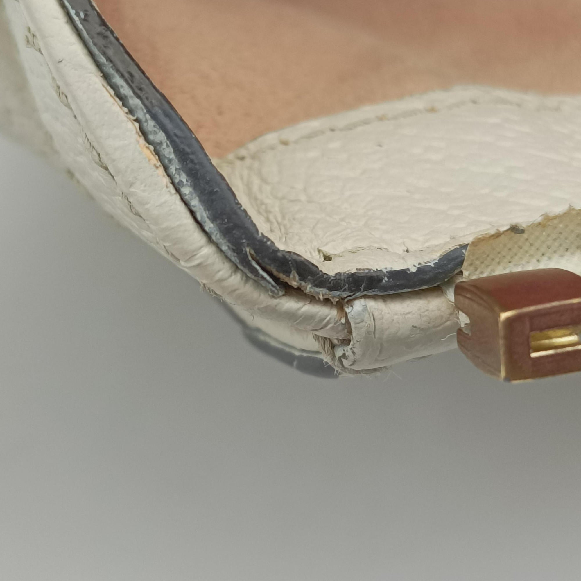 Vintage Gucci Ophidia White Leather 547551 shoulderbag | stylenewstar