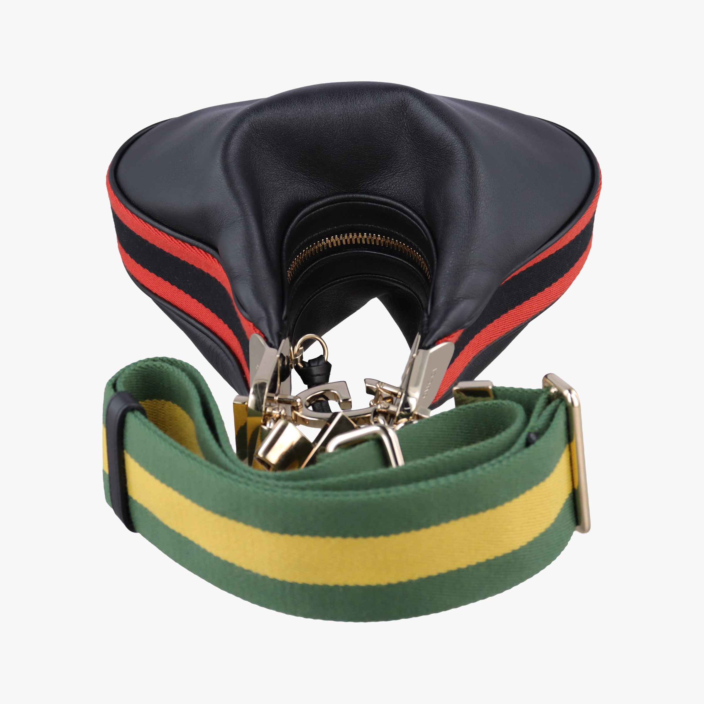Pre-owned Gucci ATTACHE Black Leather 699409 shoulderbag | stylenewstar