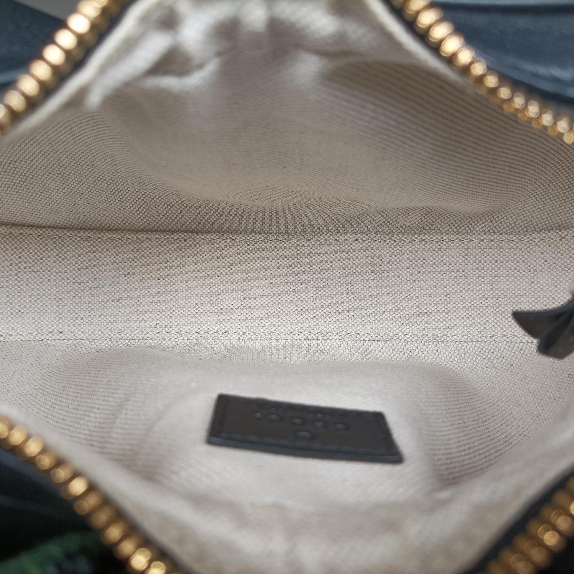 Pre-owned Gucci ATTACHE Black Leather 699409 shoulderbag | stylenewstar