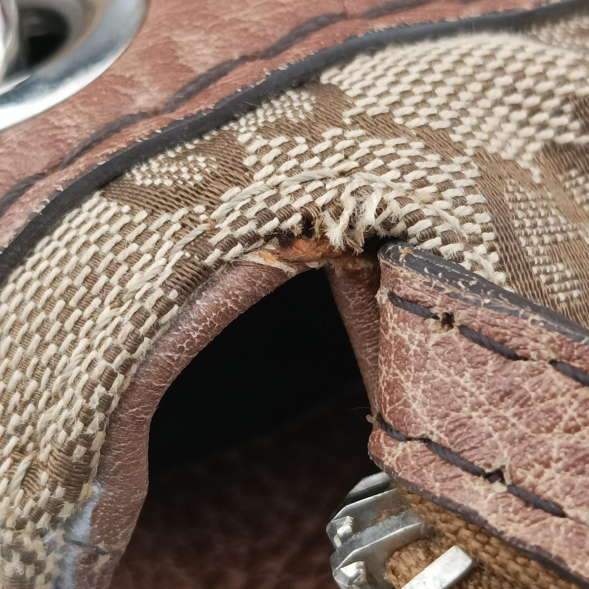 Pre-owned Gucci Medium Bamboo Brown canvas×leather 232959 handbag | stylenewstar