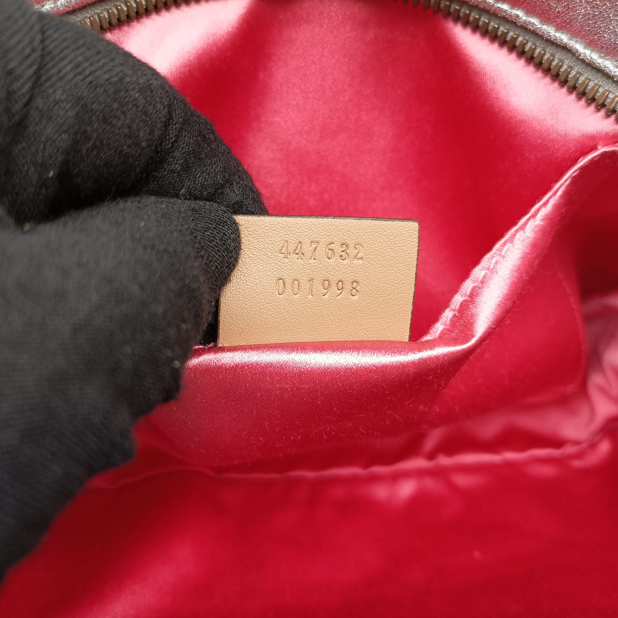 Pre-owned Gucci GG Marmont Silver Leather 447632 shoulderbag | stylenewstar
