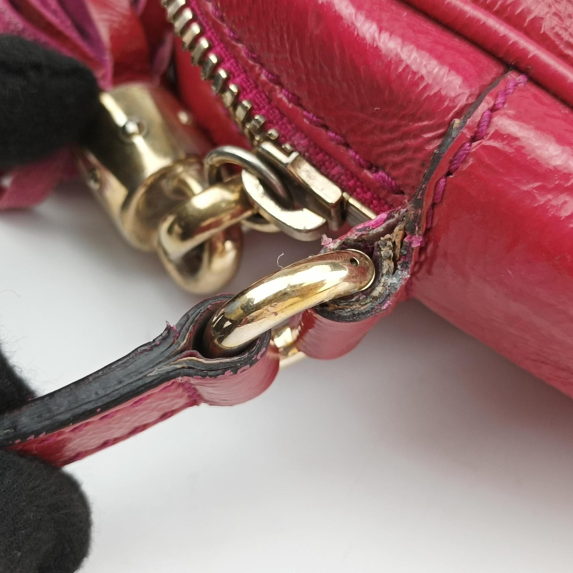 Pre-owned Gucci Soho Rose Patent Leather 308364 shoulderbag | stylenewstar