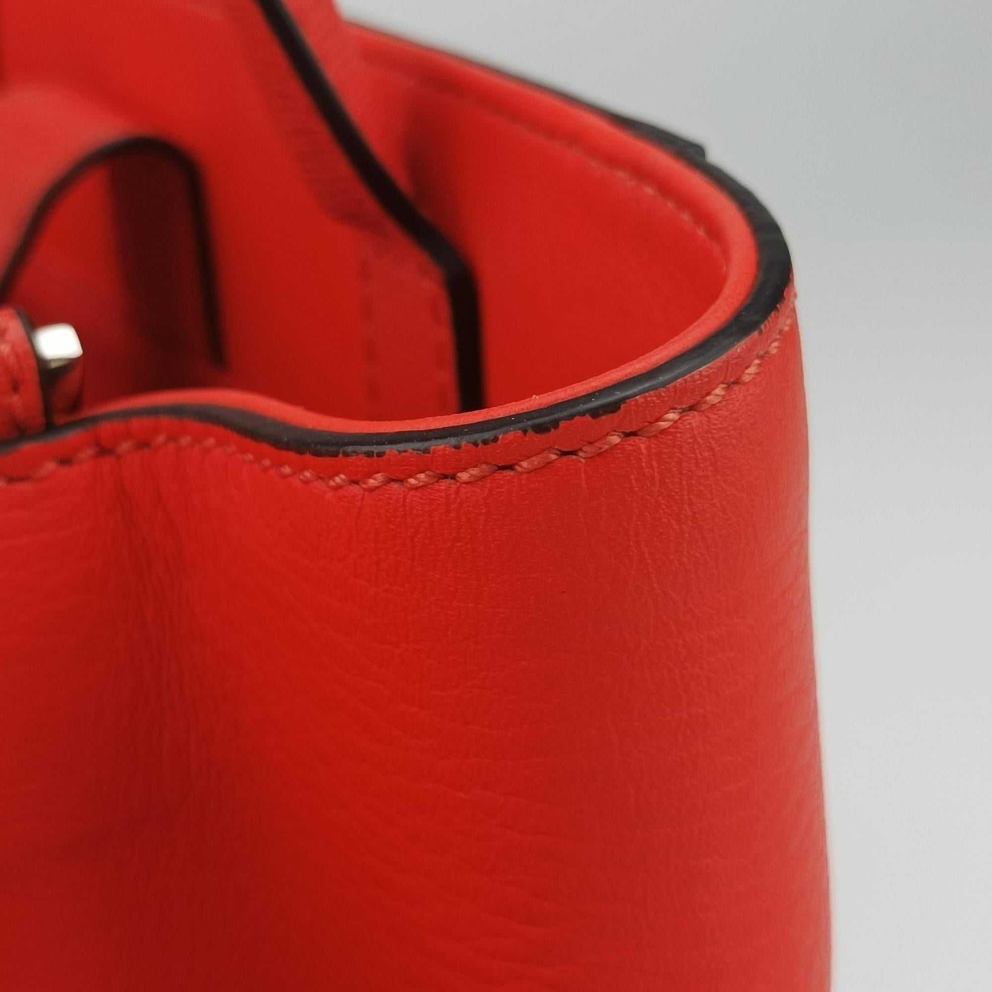 Pre-owned Fendi Petite 2 JOURS Orange Leather 8BH253 shoulderbag | stylenewstar
