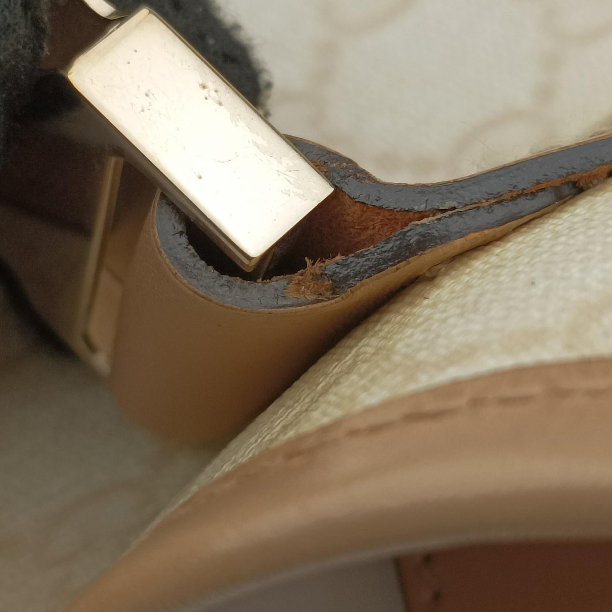 Pre-owned Gucci GG Plus Messenger beige PVC coated canvas×Leather 201732 shoulderbag | stylenewstar