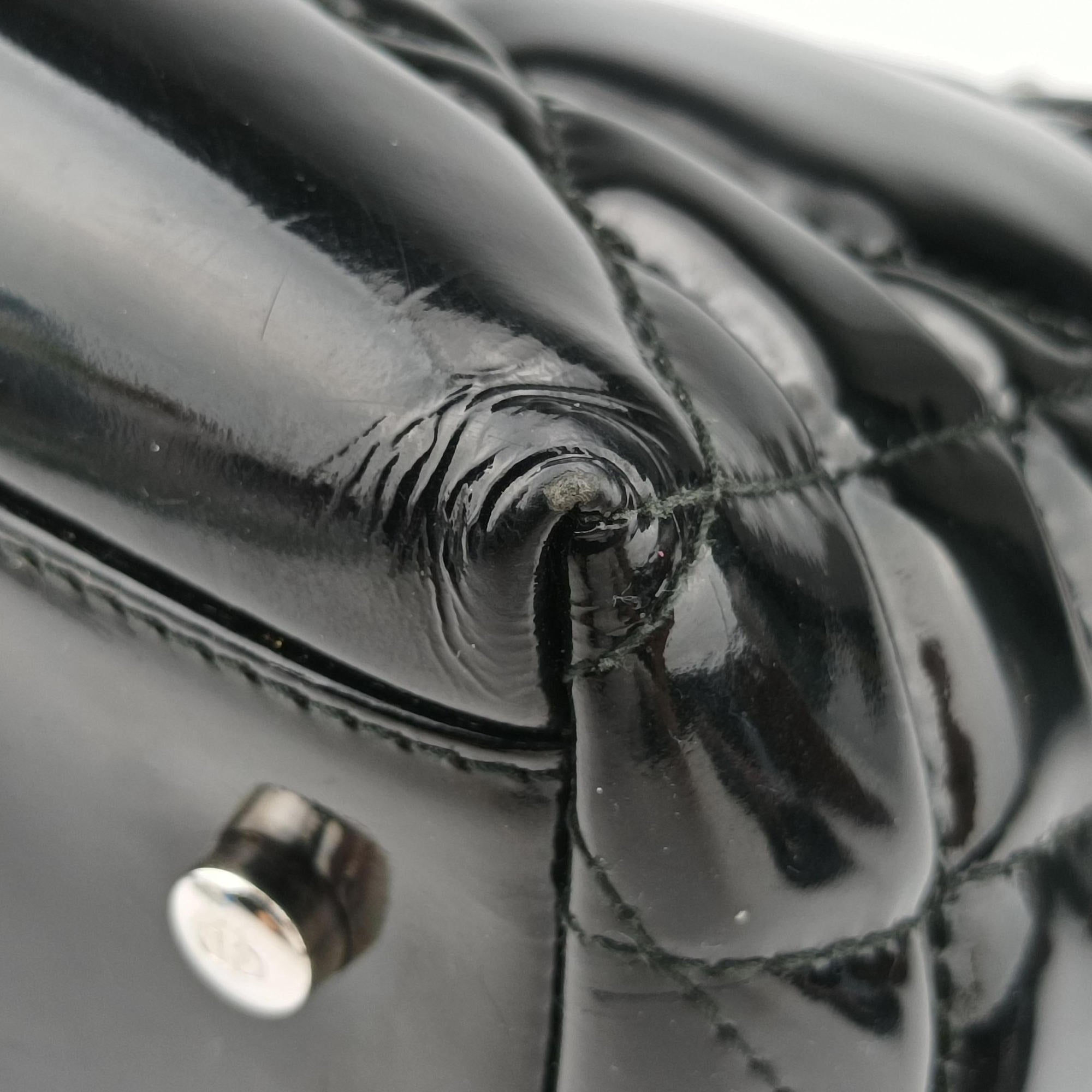 Pre-owned Christian Dior granville Black Enamel  shoulderbag | stylenewstar