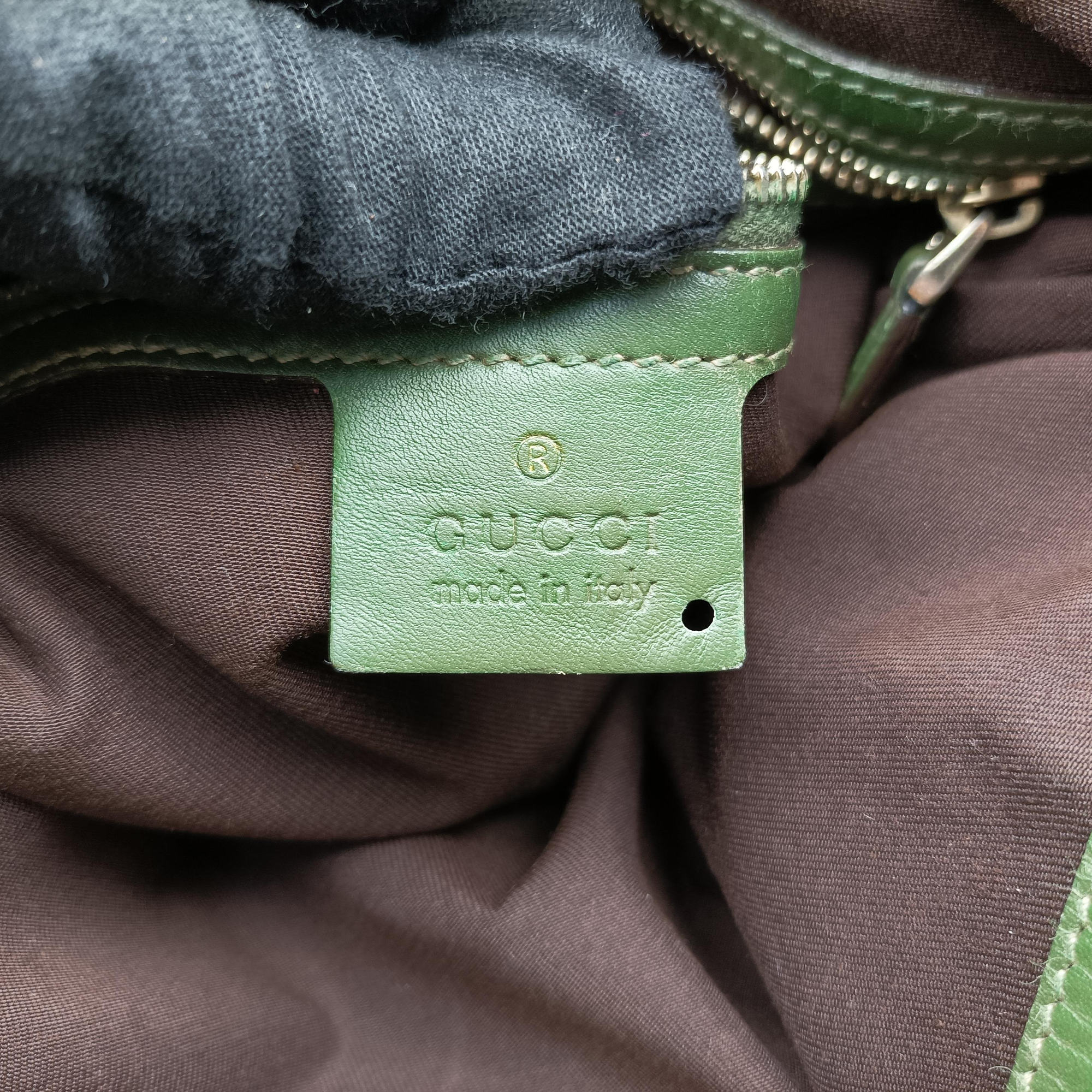 Pre-owned Gucci Interlocking GG Mushroom Flora Multicolour velour 162886 shoulderbag | stylenewstar