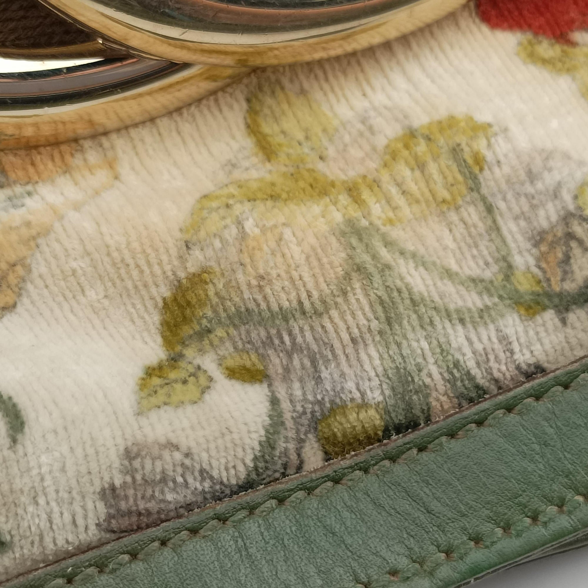 Pre-owned Gucci Interlocking GG Mushroom Flora Multicolour velour 162886 shoulderbag | stylenewstar
