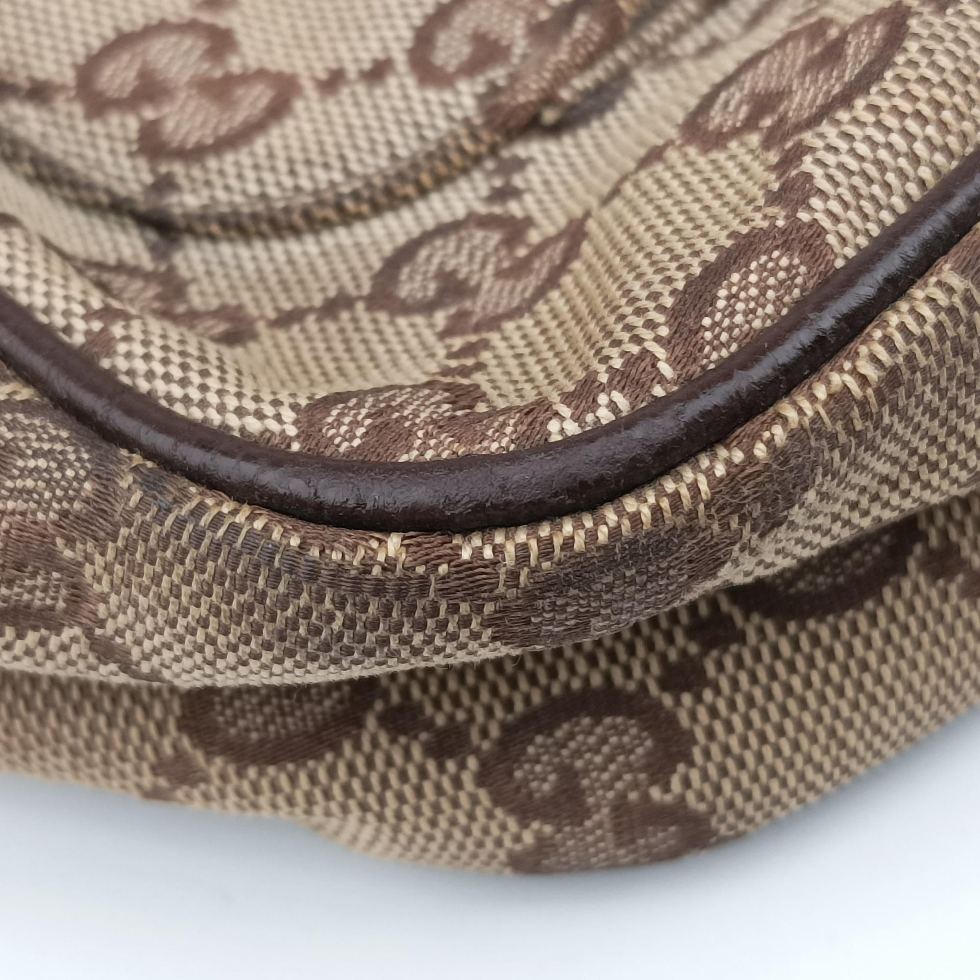 Pre-owned Gucci GG canvas Messenger Beige × Dark Brown canvas 131211 crossbodybag | stylenewstar