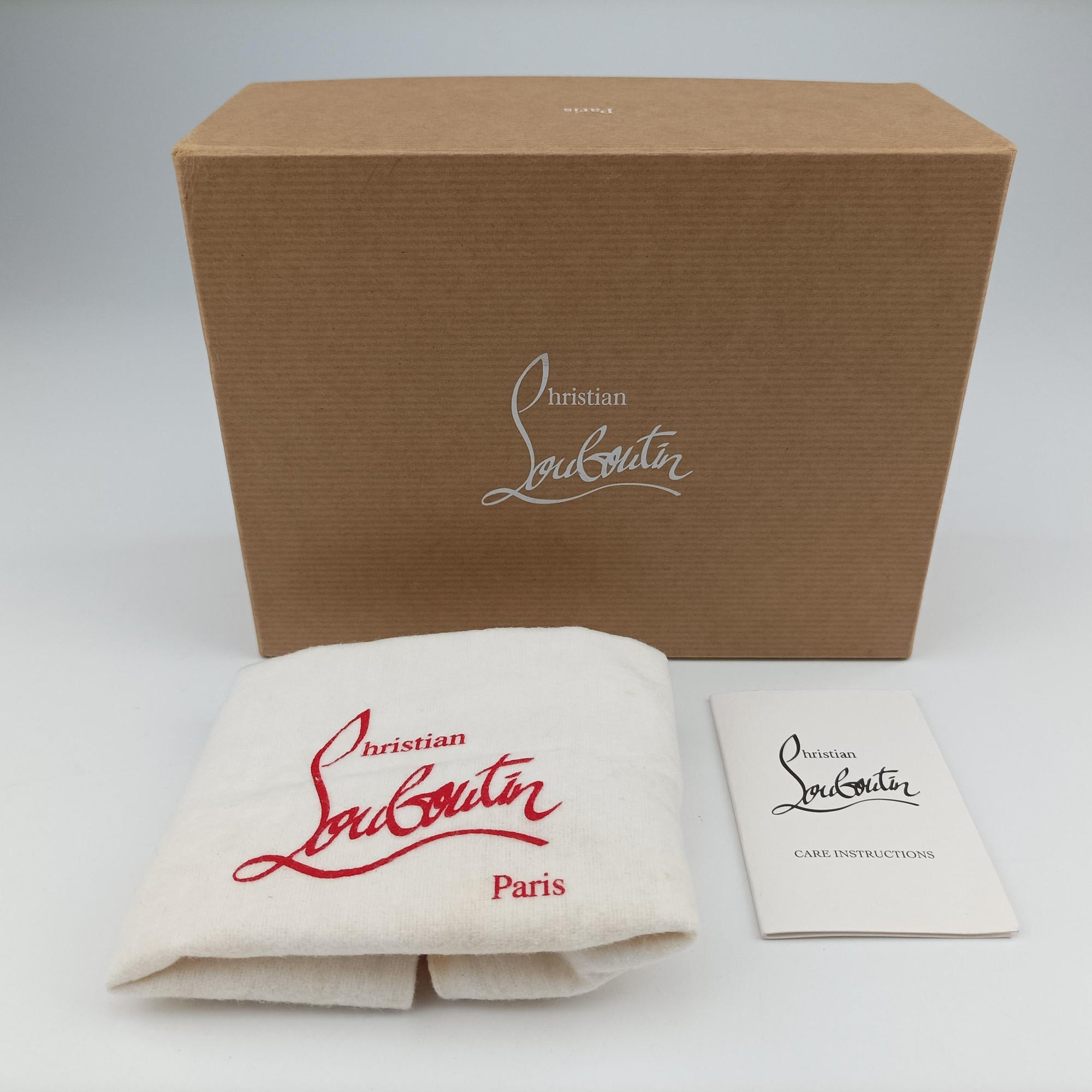 Secondhand Christian Louboutin Sweet Charity Scarabe Spike Black Leather  shoulderbag | stylenewstar