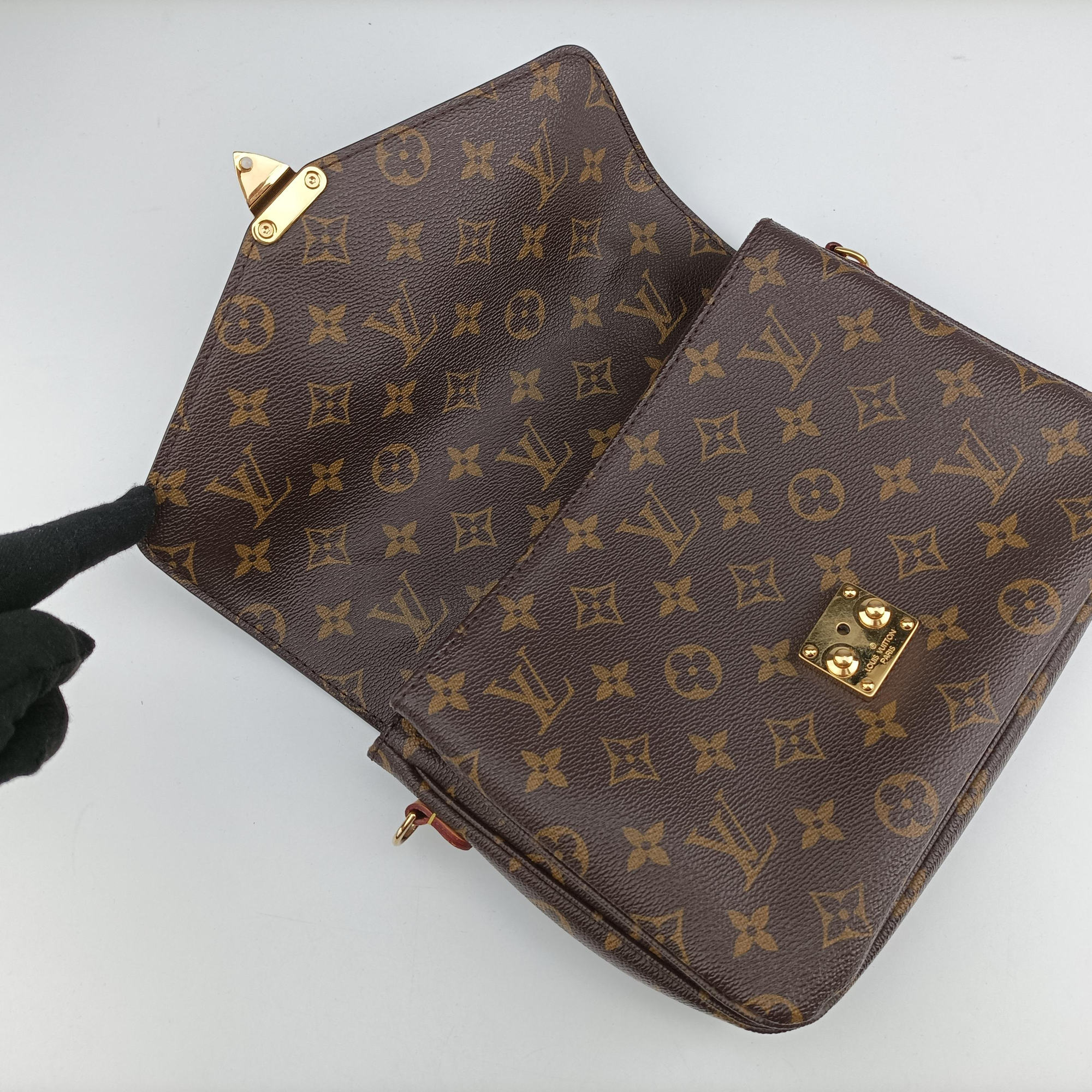 Pre-owned Louis Vuitton Pochette Metis MM Brown Monogram Canvas M44875 shoulderbag | stylenewstar