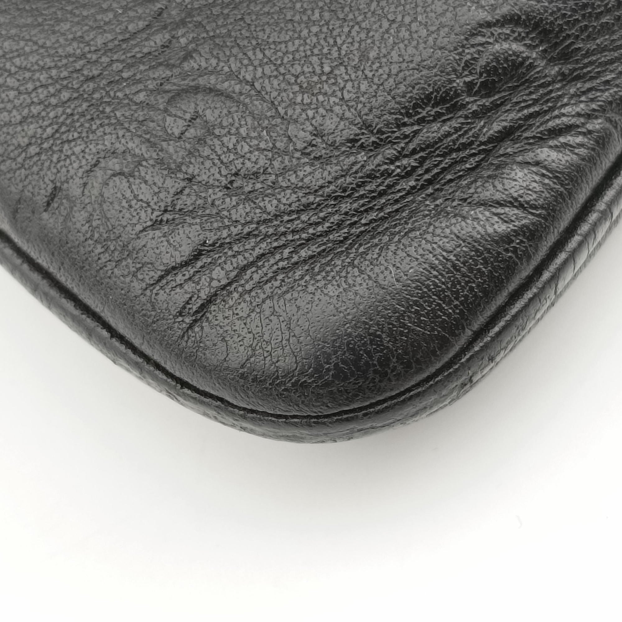 Secondhand Gucci GG Imprime messenger Black Leather 201446 shoulderbag | stylenewstar