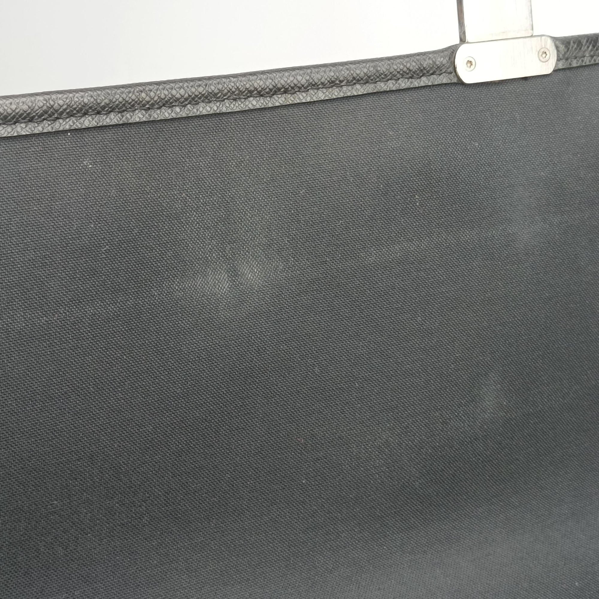 Vintage Louis Vuitton Anton Briefcase Ardoise Taiga calfskin leather M33416 shoulderbag | stylenewstar