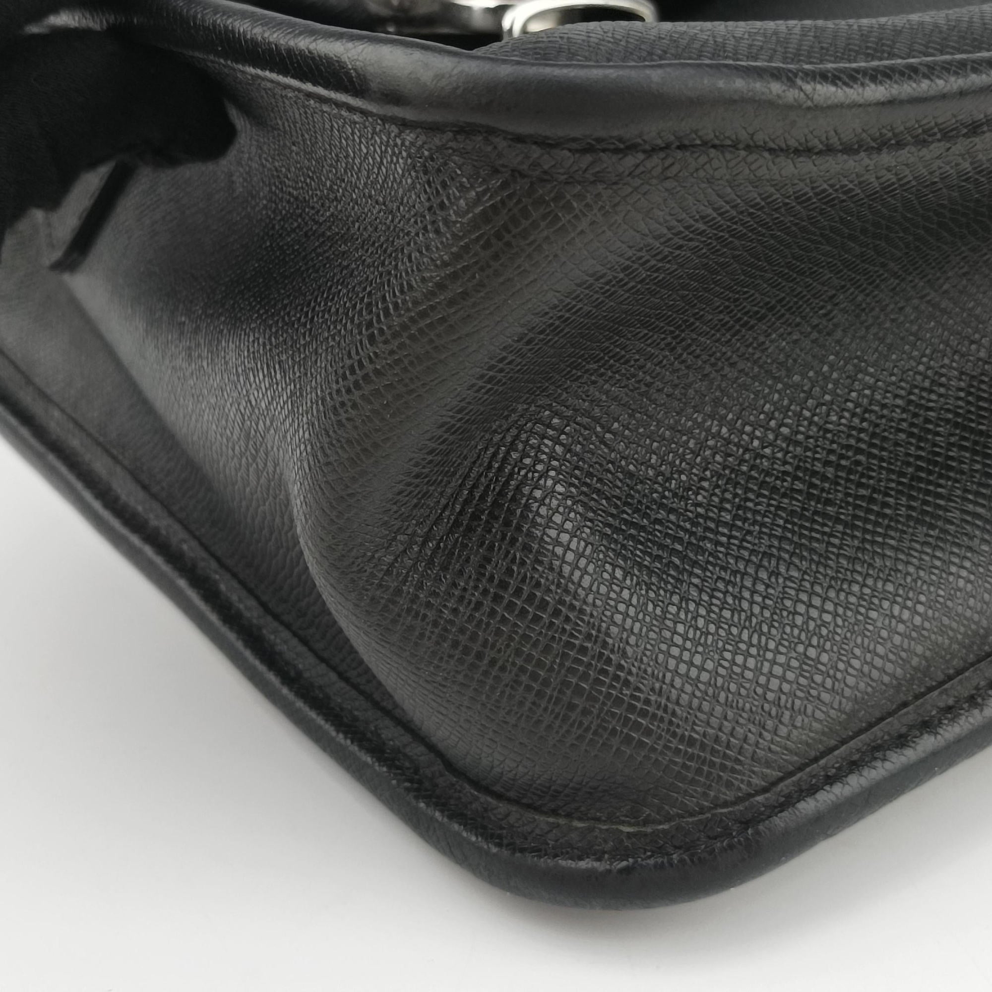 Vintage Louis Vuitton Anton Briefcase Ardoise Taiga calfskin leather M33416 shoulderbag | stylenewstar