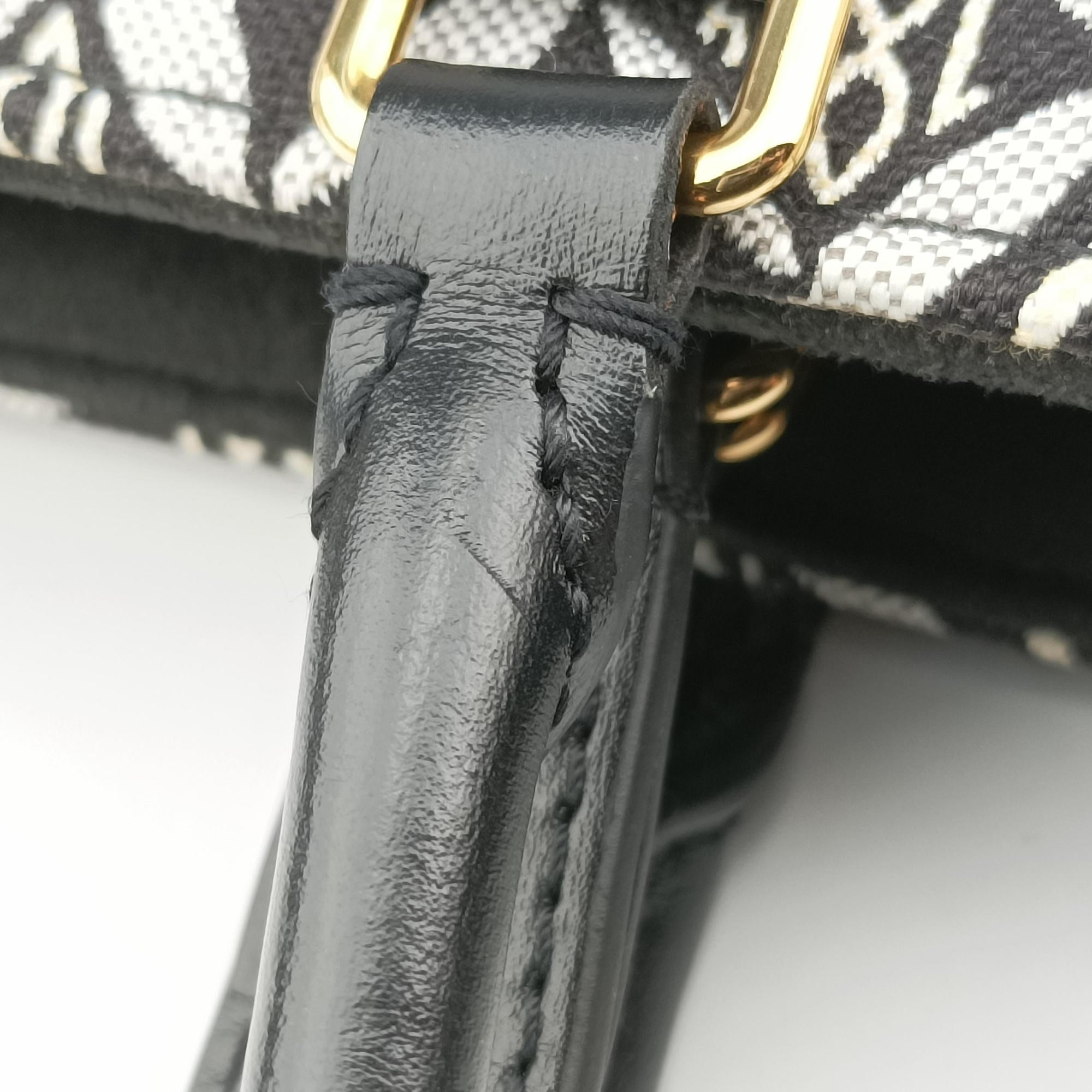 Pre-owned Louis Vuitton SINCE1854 On the Go GM Black×White jacquard canvas x leather M57207 handbag | stylenewstar