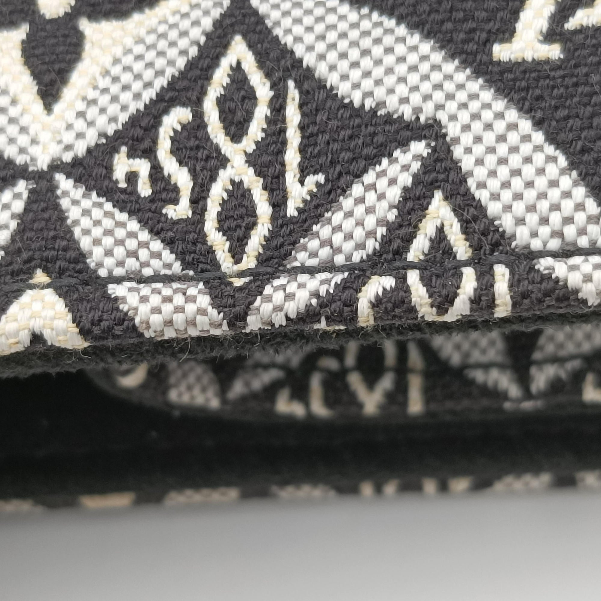 Pre-owned Louis Vuitton SINCE1854 On the Go GM Black×White jacquard canvas x leather M57207 handbag | stylenewstar