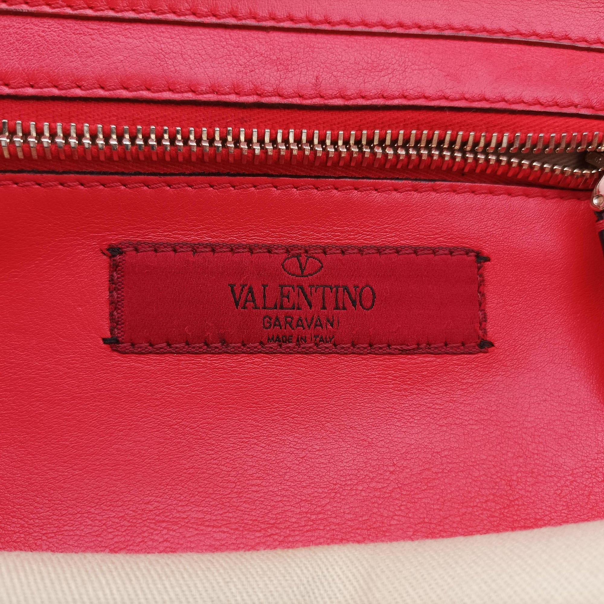 Secondhand Valentino Rockstud Red Leather  shoulderbag | stylenewstar