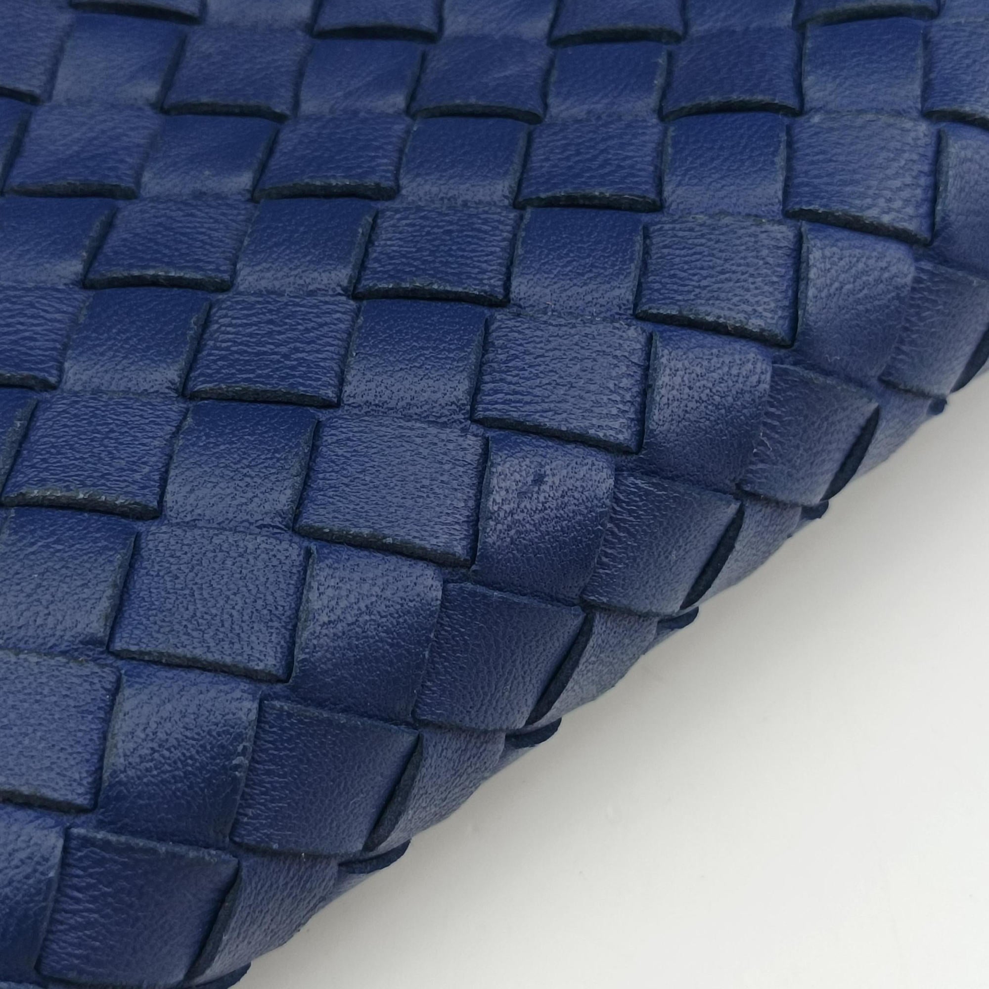 Vintage Bottega Veneta Cesta Intrecciato Blue lambskin  handbag | stylenewstar