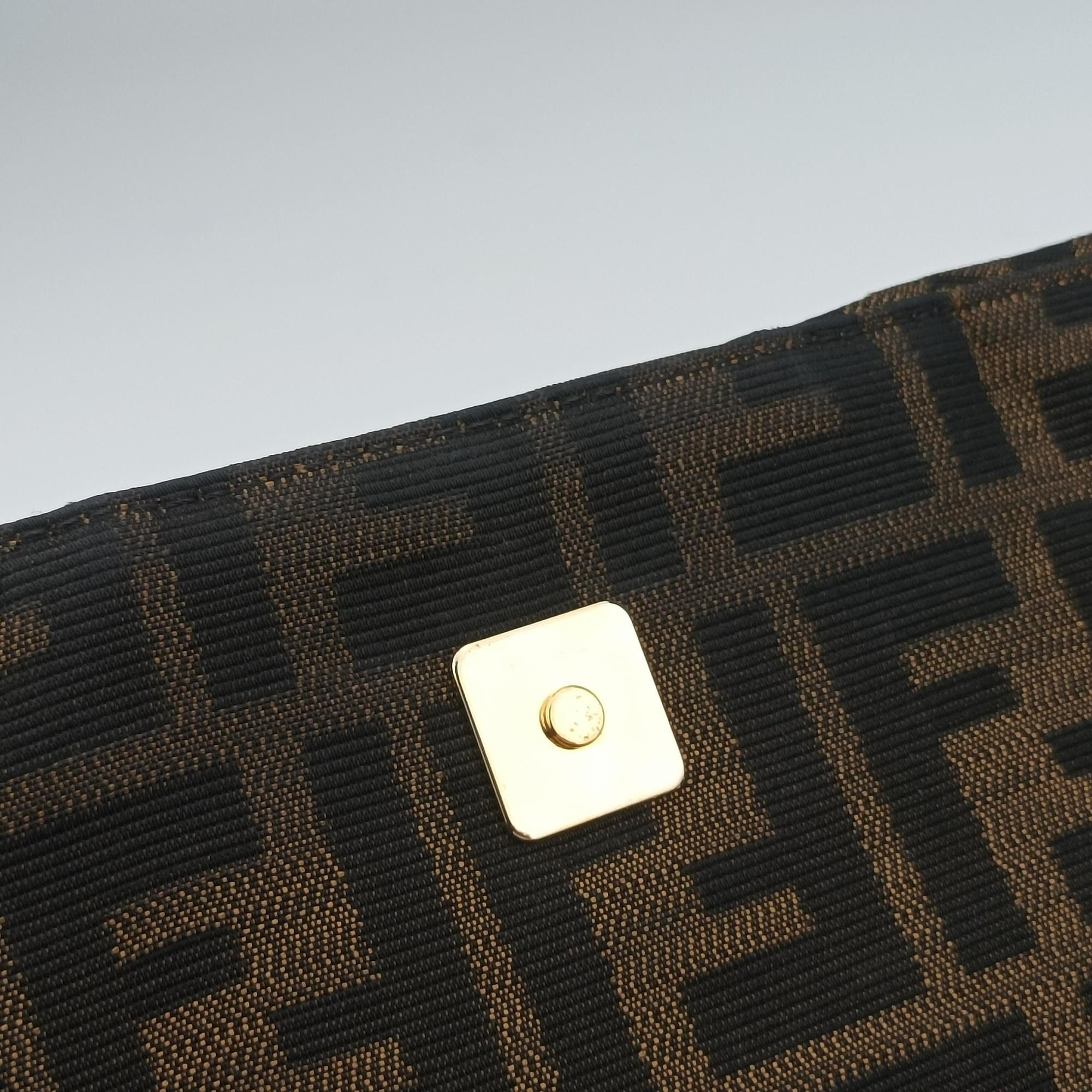 Secondhand Fendi Mia Flap Brown canvas 8BT163 shoulderbag | stylenewstar