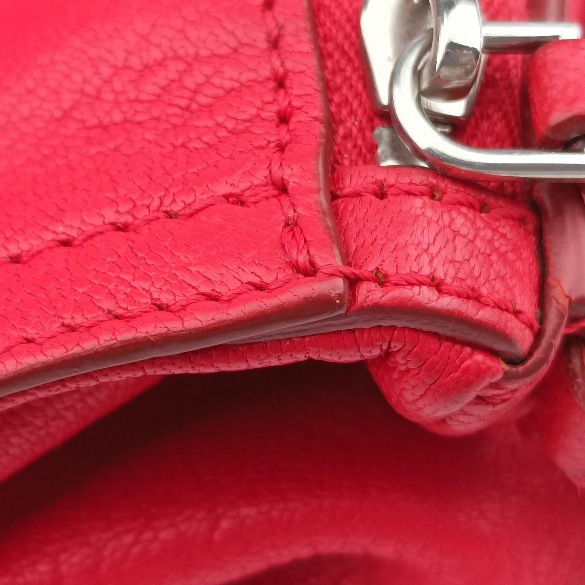 Pre-owned Givenchy Pandora Red Leather  shoulderbag | stylenewstar
