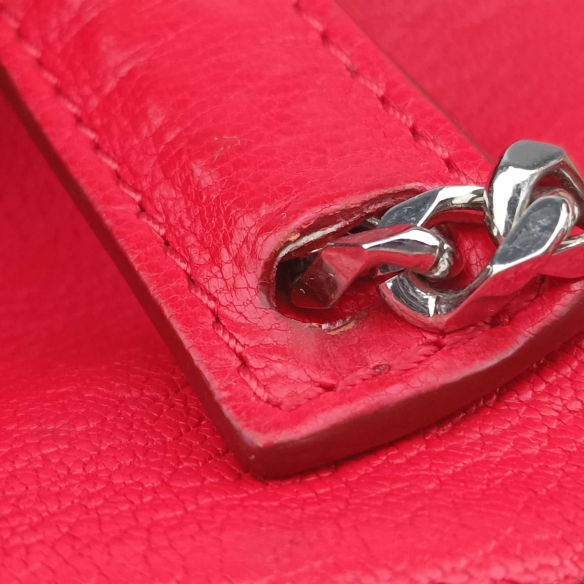 Pre-owned Givenchy Pandora Red Leather  shoulderbag | stylenewstar