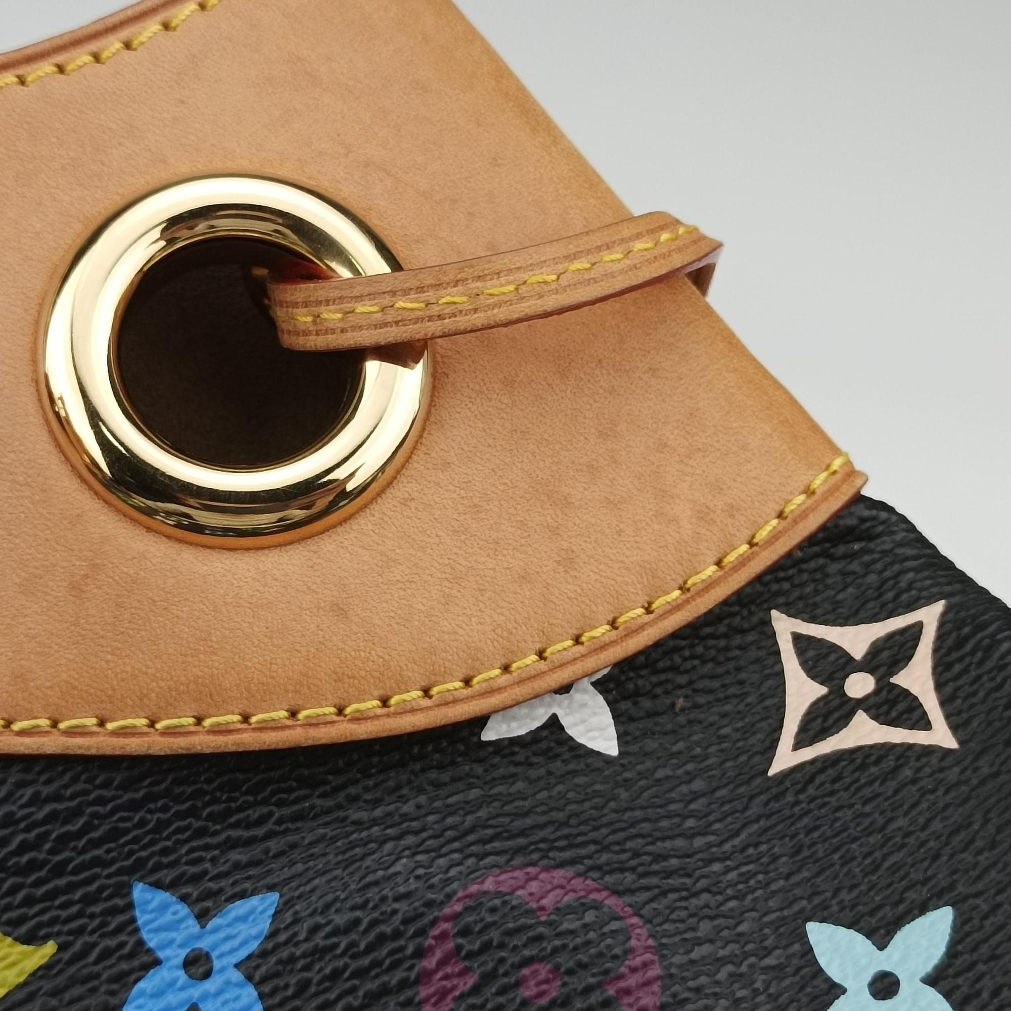 Pre-owned Louis Vuitton URSULA Noir Monogram Multicolor M40124 handbag | stylenewstar