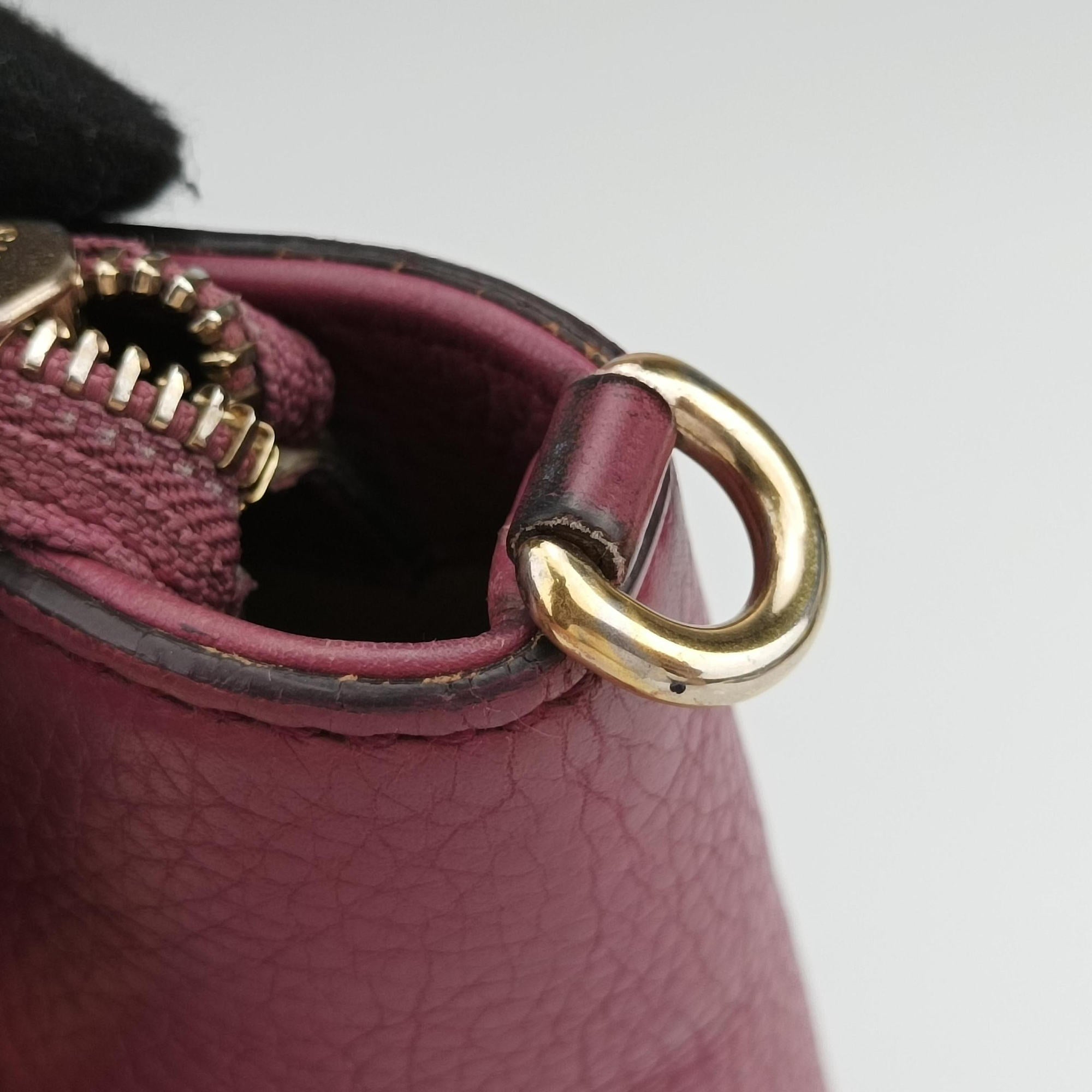 Pre-owned Gucci Soho Purple Leather 369176 shoulderbag | stylenewstar