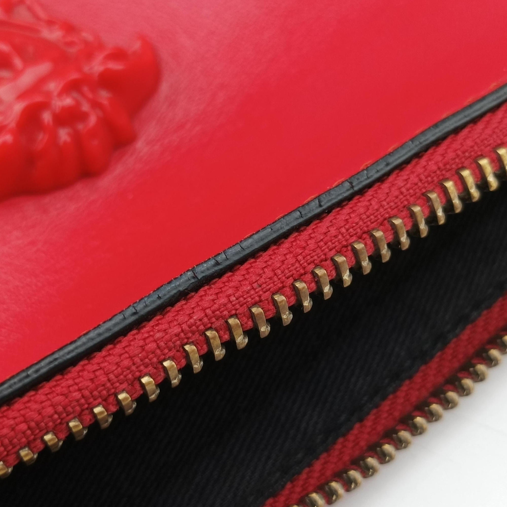 Pre-owned VERSACE La Medusa Red Leather  shoulderbag | stylenewstar