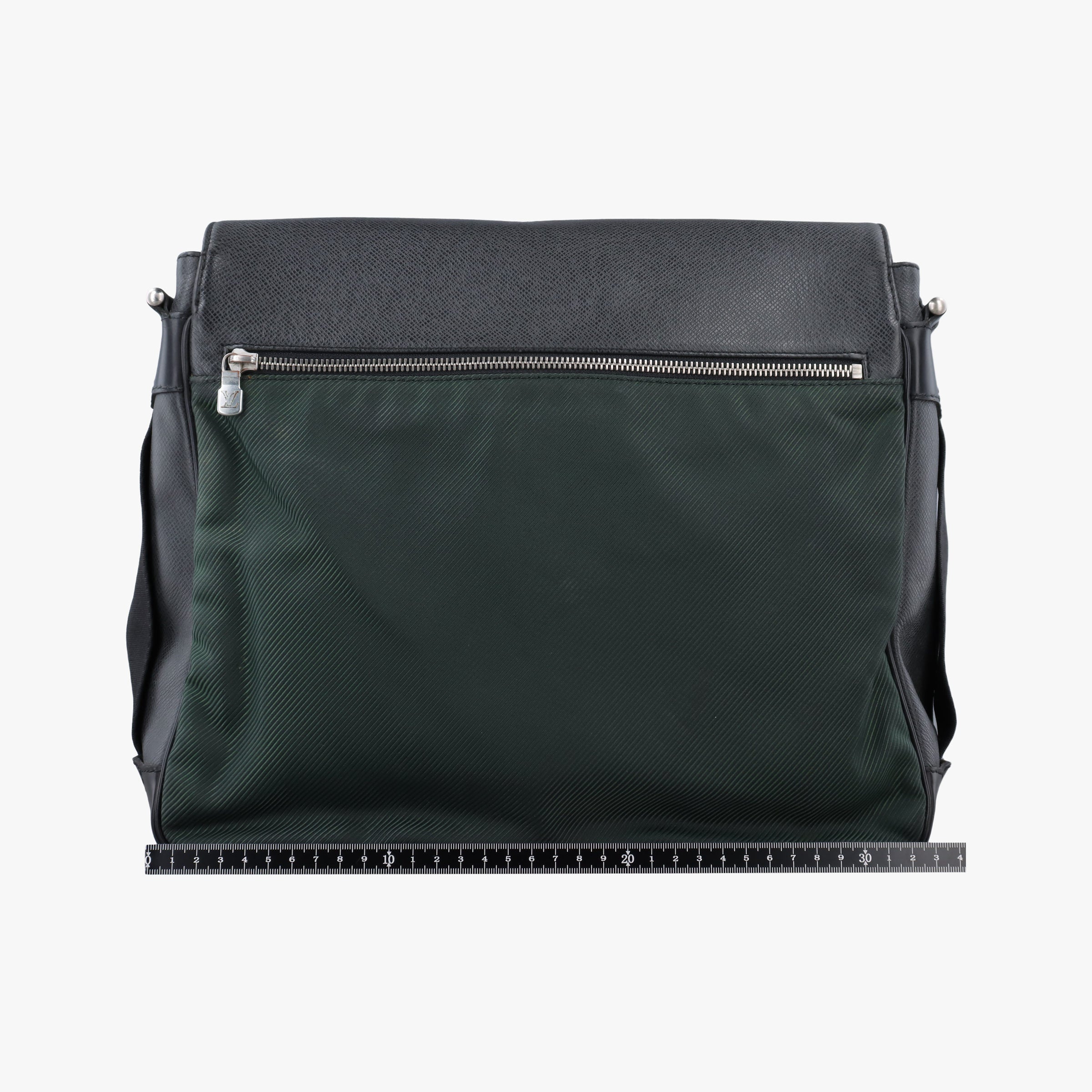 Secondhand Louis Vuitton Viktor Ardoise Taiga M30142 shoulderbag | stylenewstar