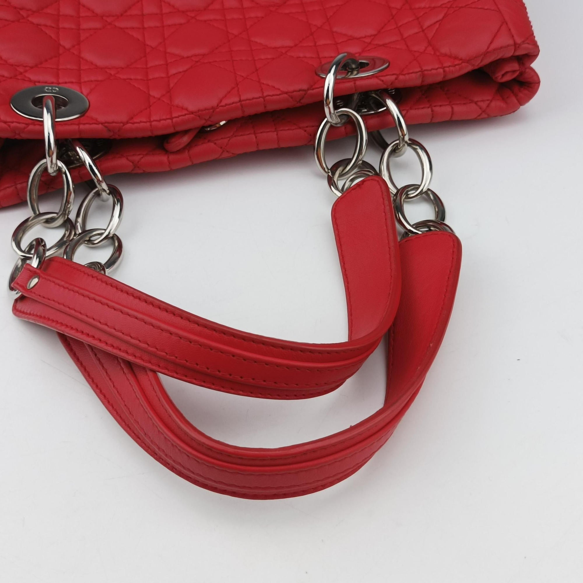 Pre-owned Christian Dior Cannage Dior Soft Shopping Red lambskin  shoulderbag | stylenewstar
